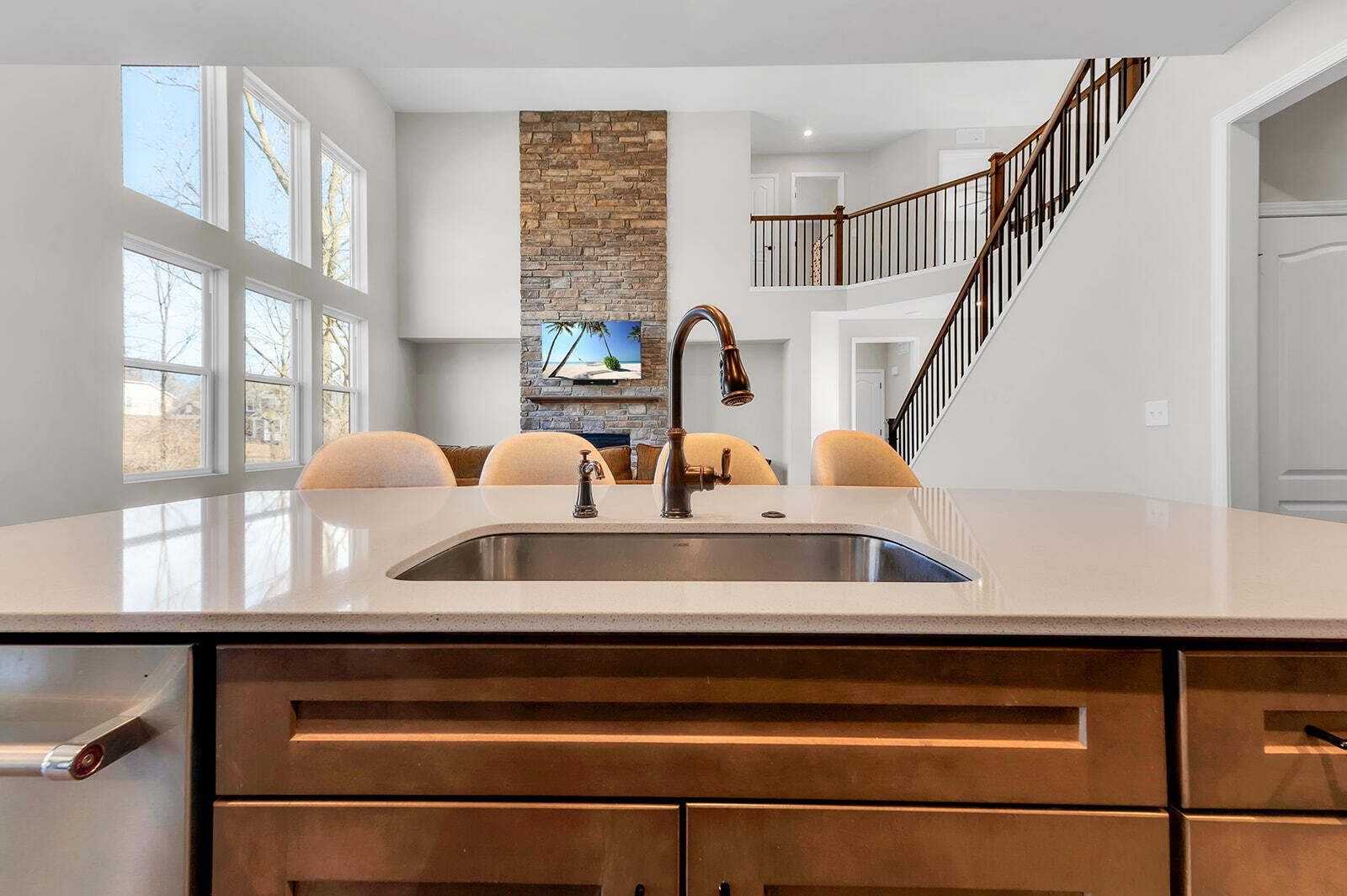 7420 Hardwood Cir Circle