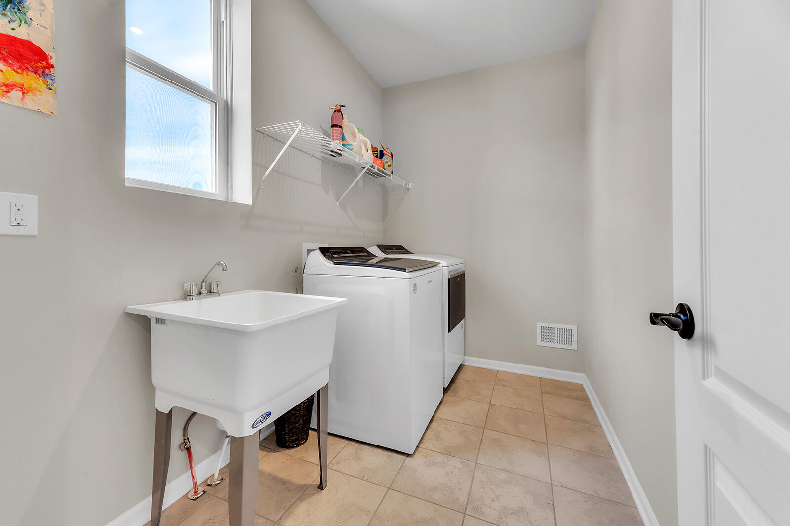 7420 Hardwood Cir Circle