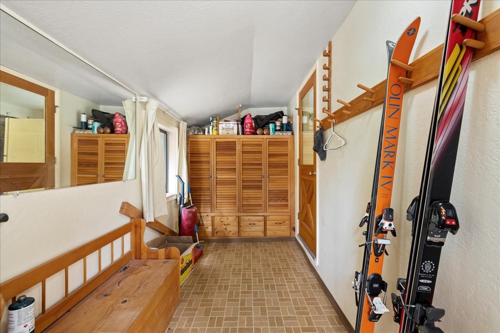 815 Reedy Lane, McCall