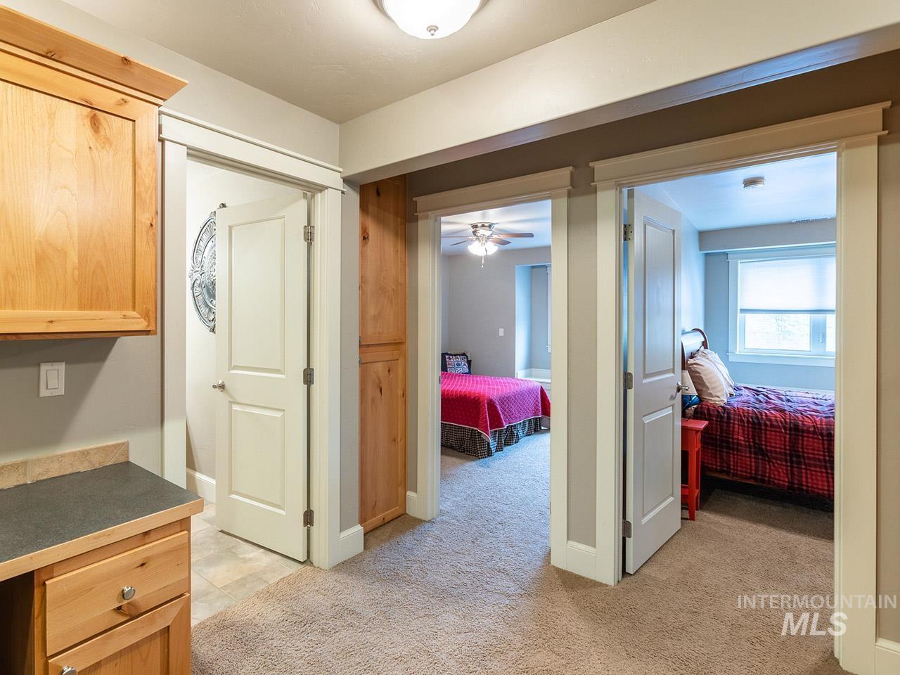 1900 Nordic Village Circle