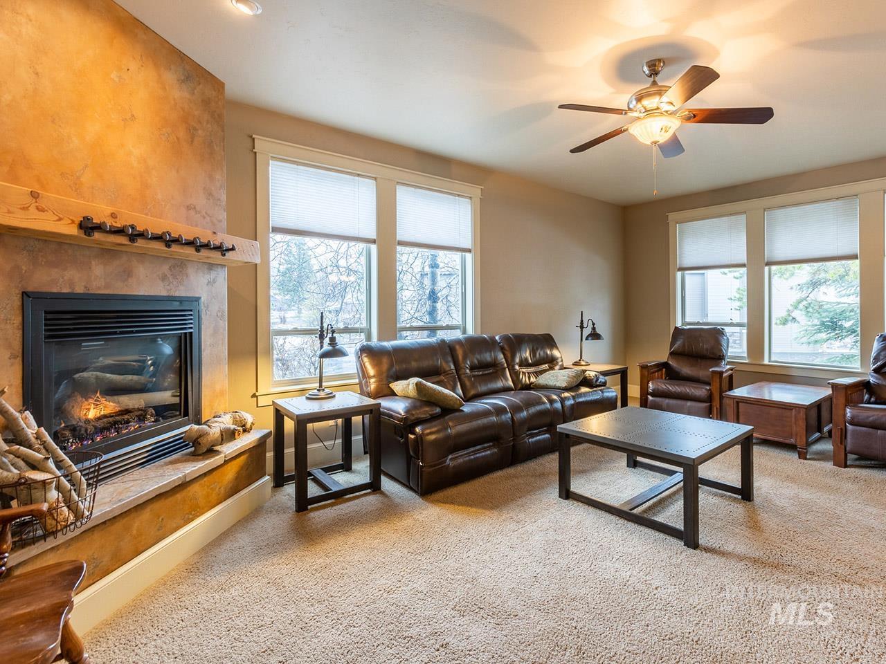 1900 Nordic Village Circle