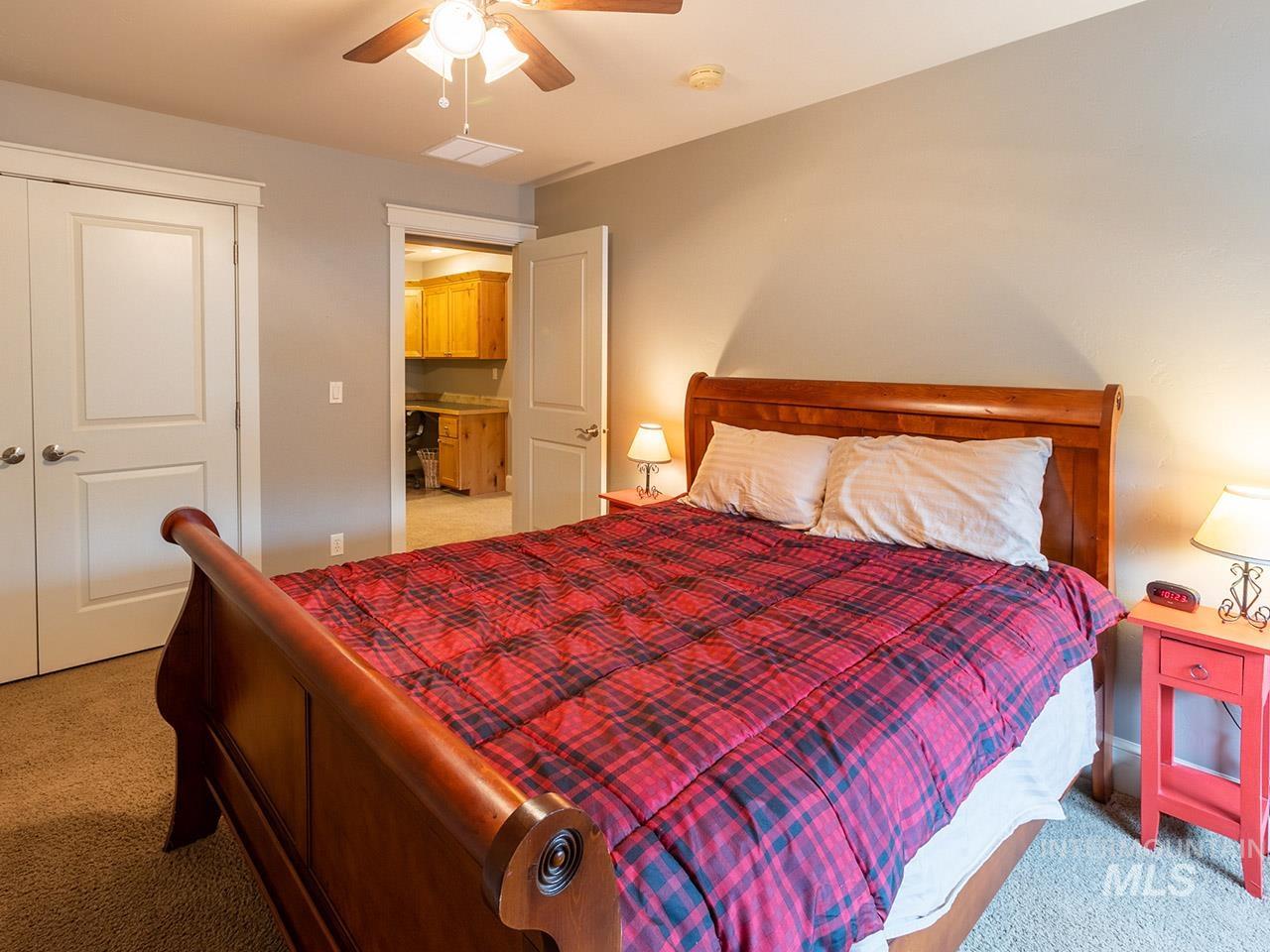 1900 Nordic Village Circle