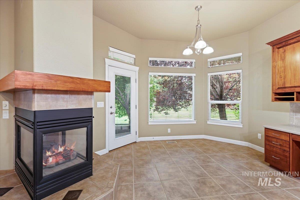 717 S Crosstimber Avenue