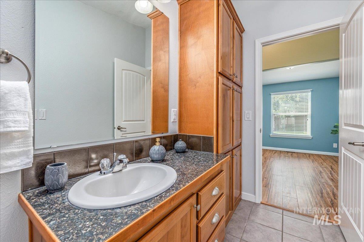 9390 W Ustick Rd Unit: 32