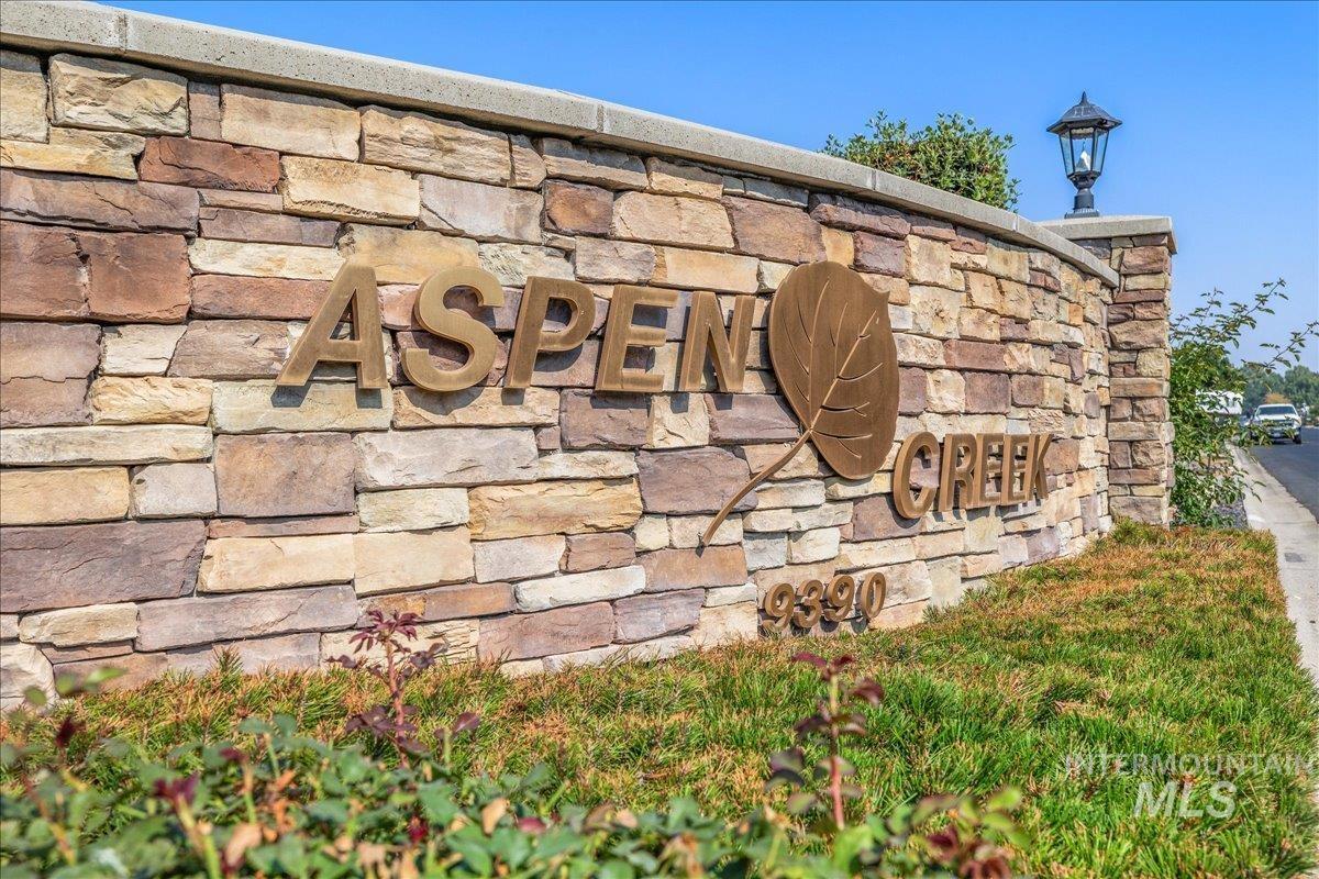 9390 W Ustick Rd Unit: 32