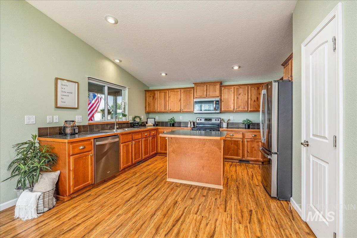 9390 W Ustick Rd Unit: 32