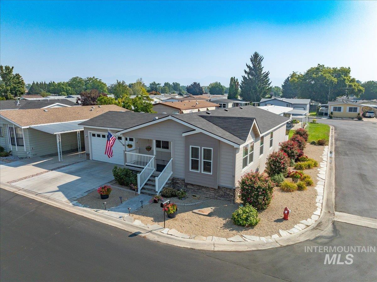 9390 W Ustick Rd Unit: 32