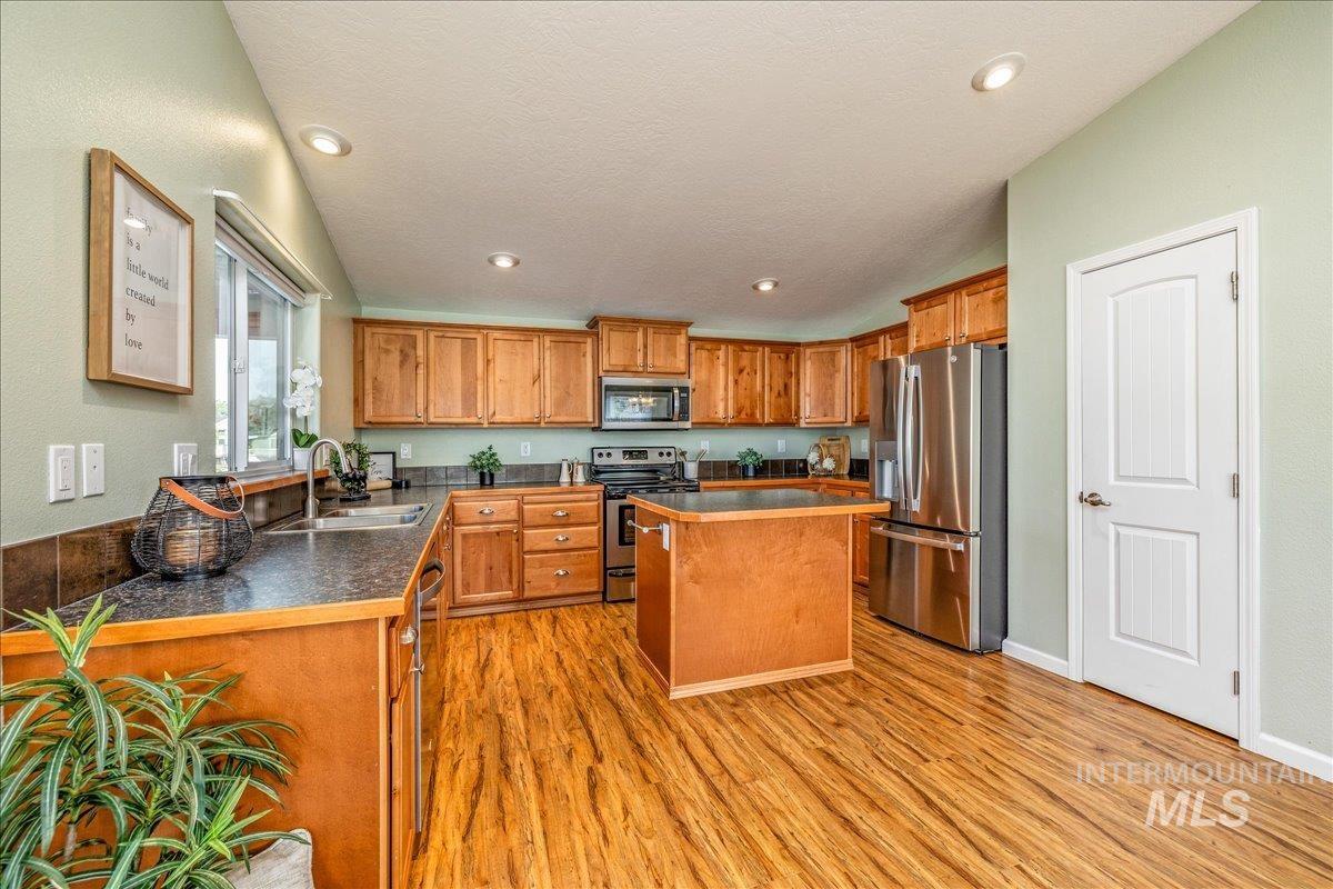 9390 W Ustick Rd Unit: 32