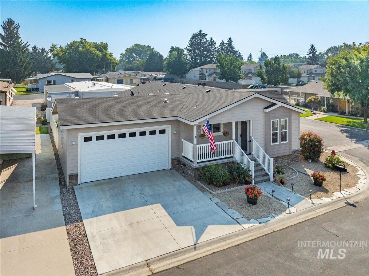 9390 W Ustick Rd Unit: 32