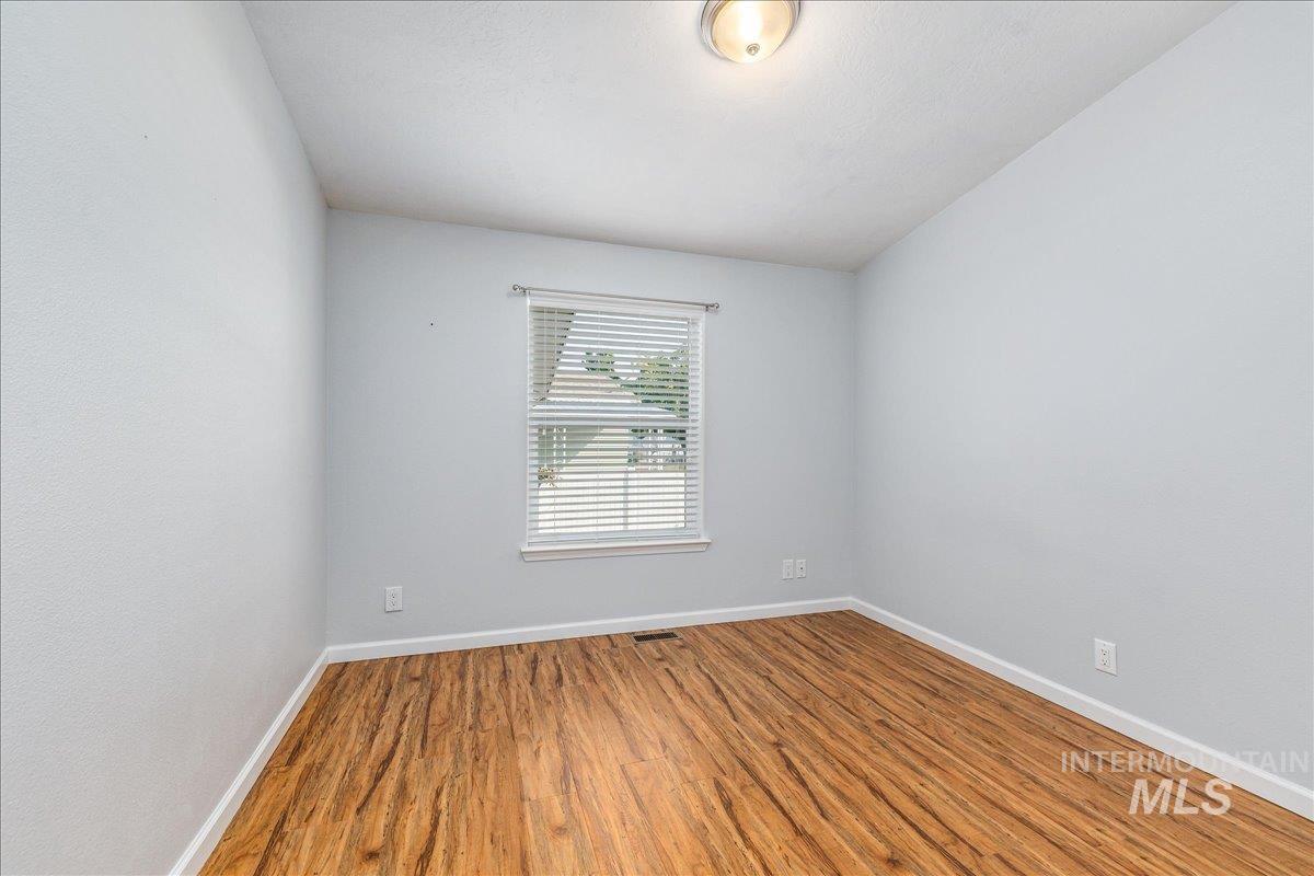 9390 W Ustick Rd Unit: 32