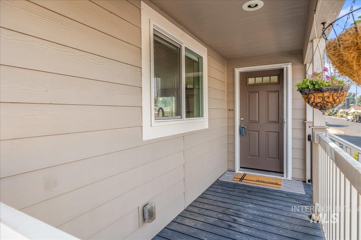 9390 W Ustick Rd Unit: 32