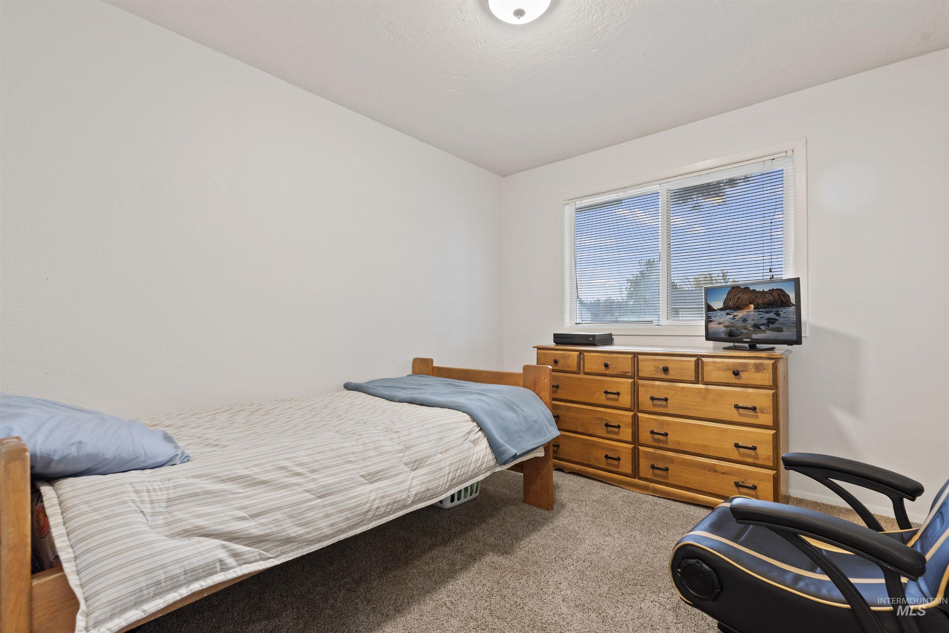 1411 W Kingswood Avenue