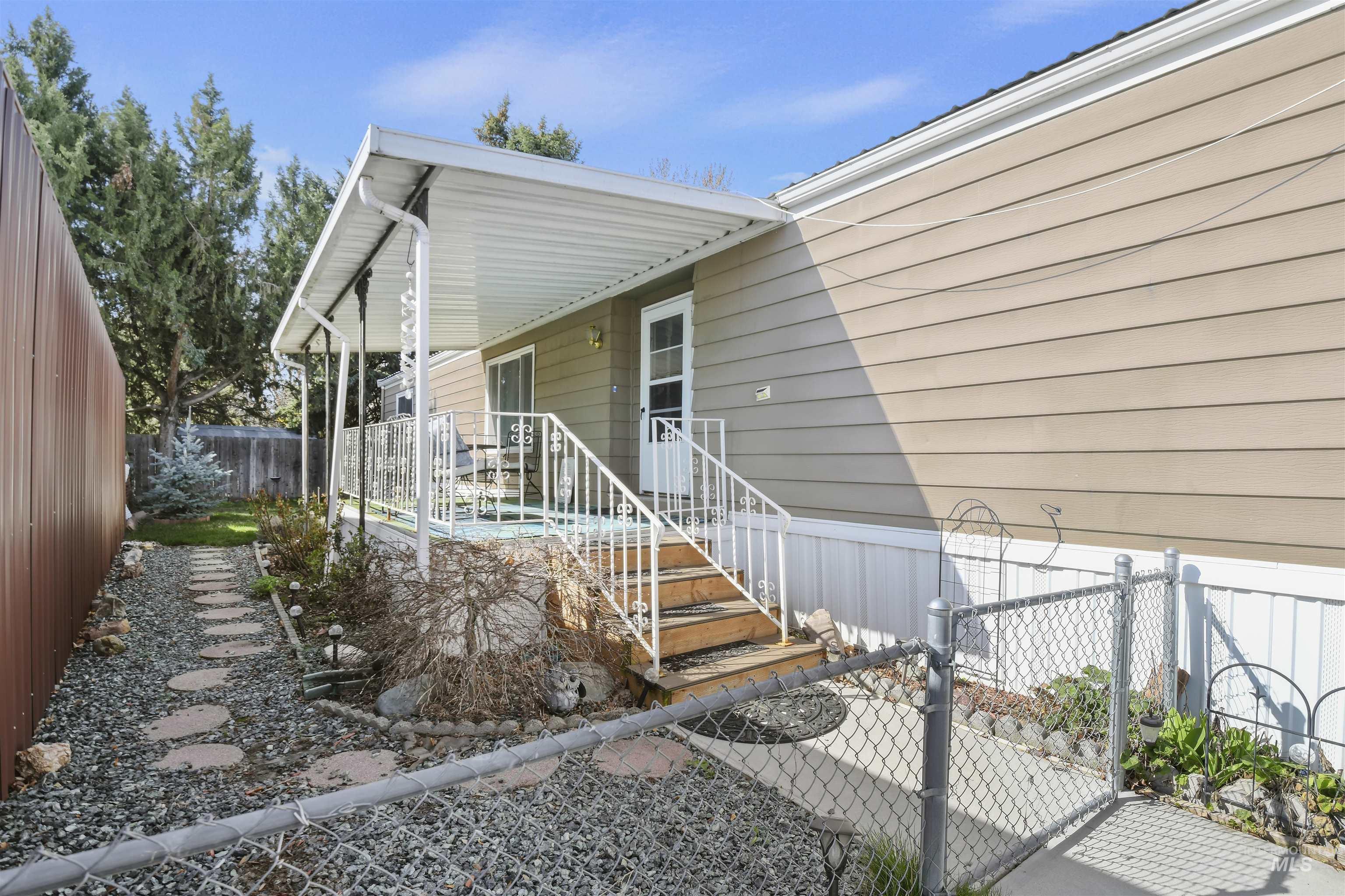 8215 W Appomattox Ln