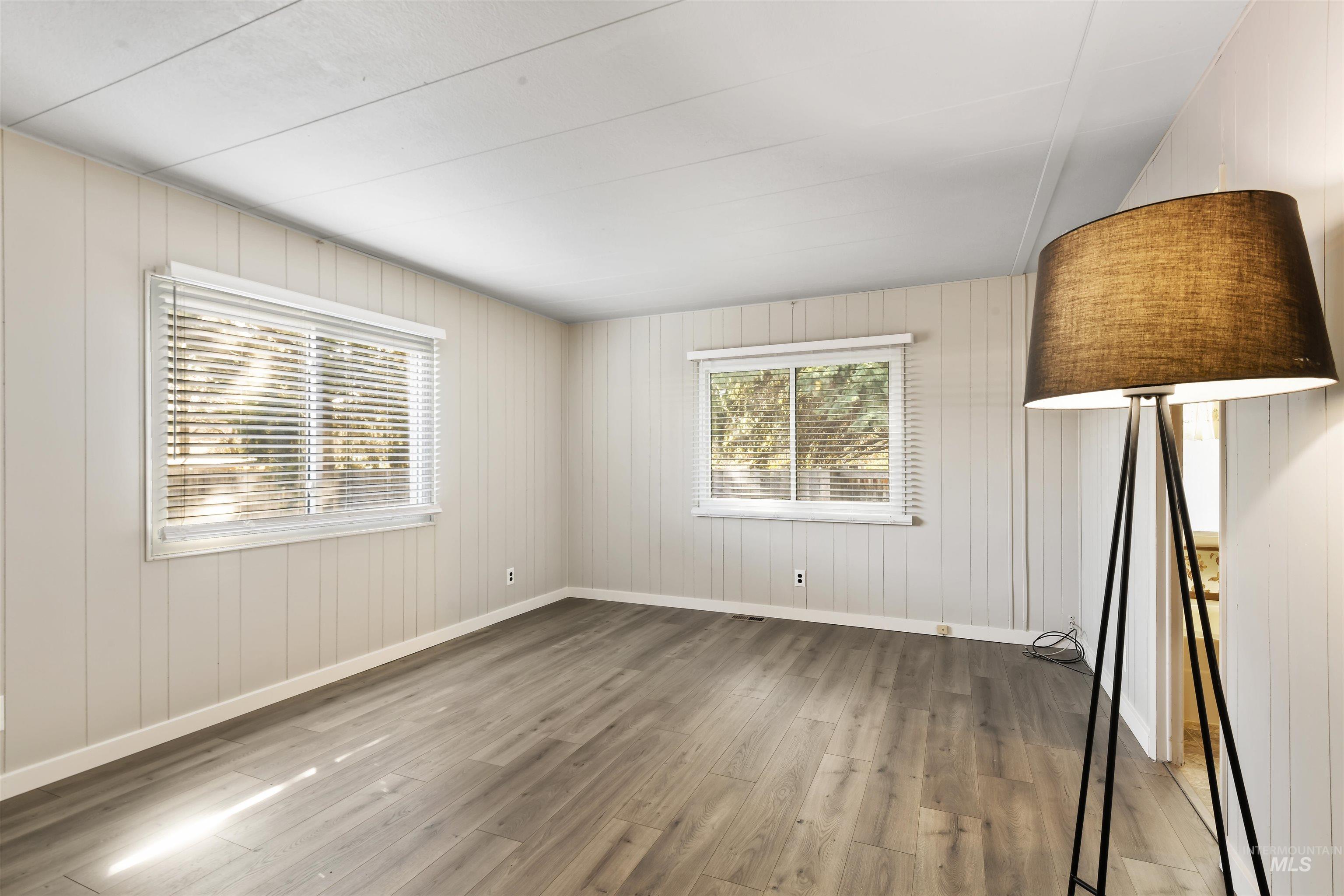 8215 W Appomattox Ln