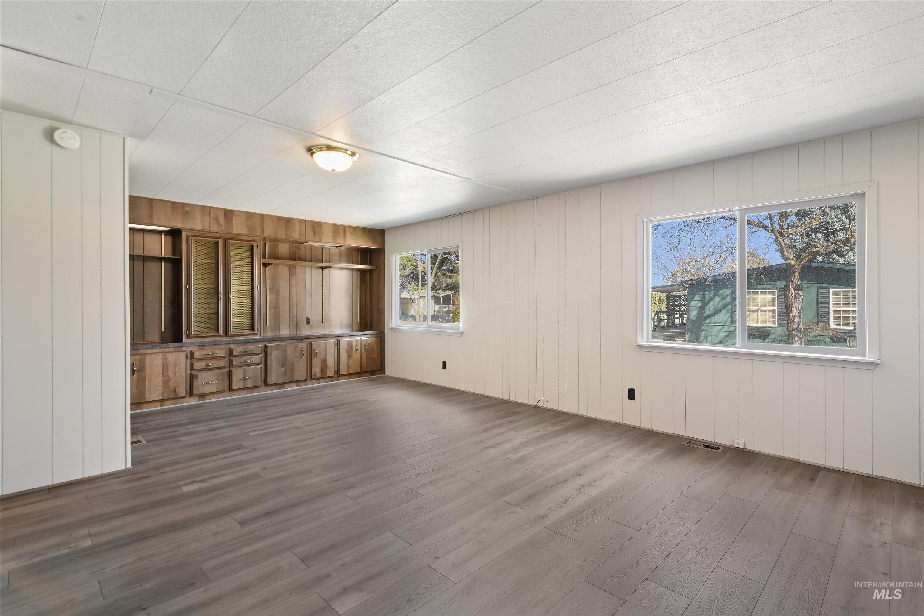 8215 W Appomattox Ln