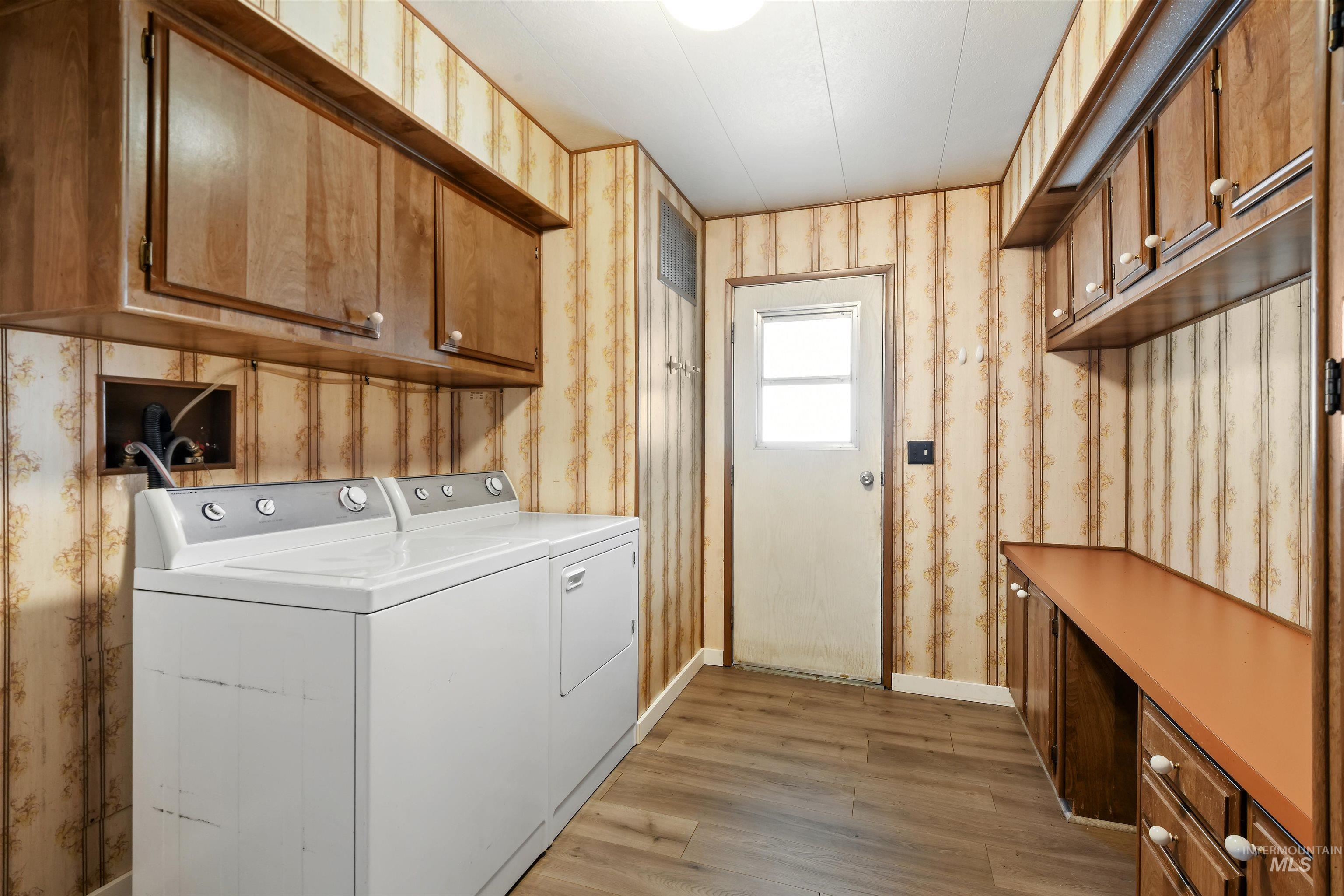 8215 W Appomattox Ln