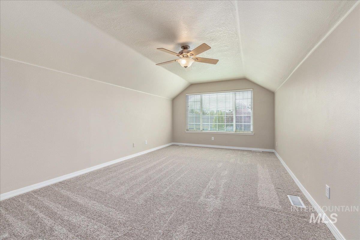 5049 N Brookmeadow Way