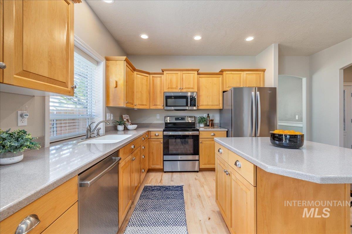 5049 N Brookmeadow Way