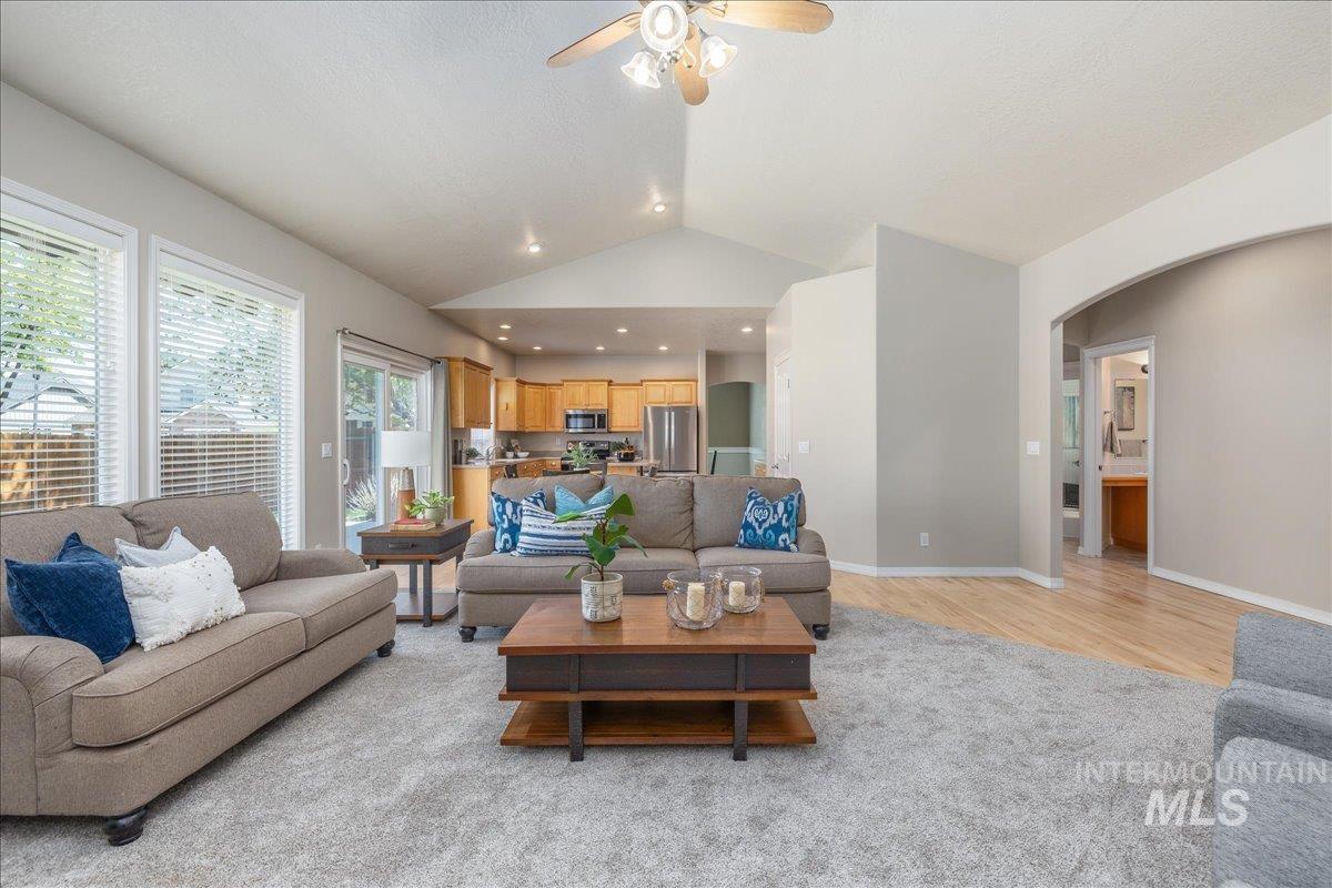 5049 N Brookmeadow Way