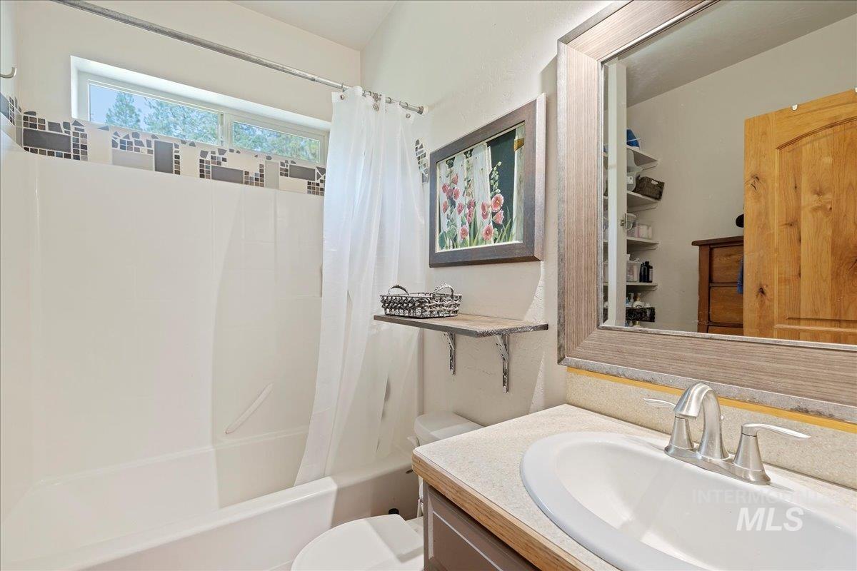 70 Castle Mountain Dr