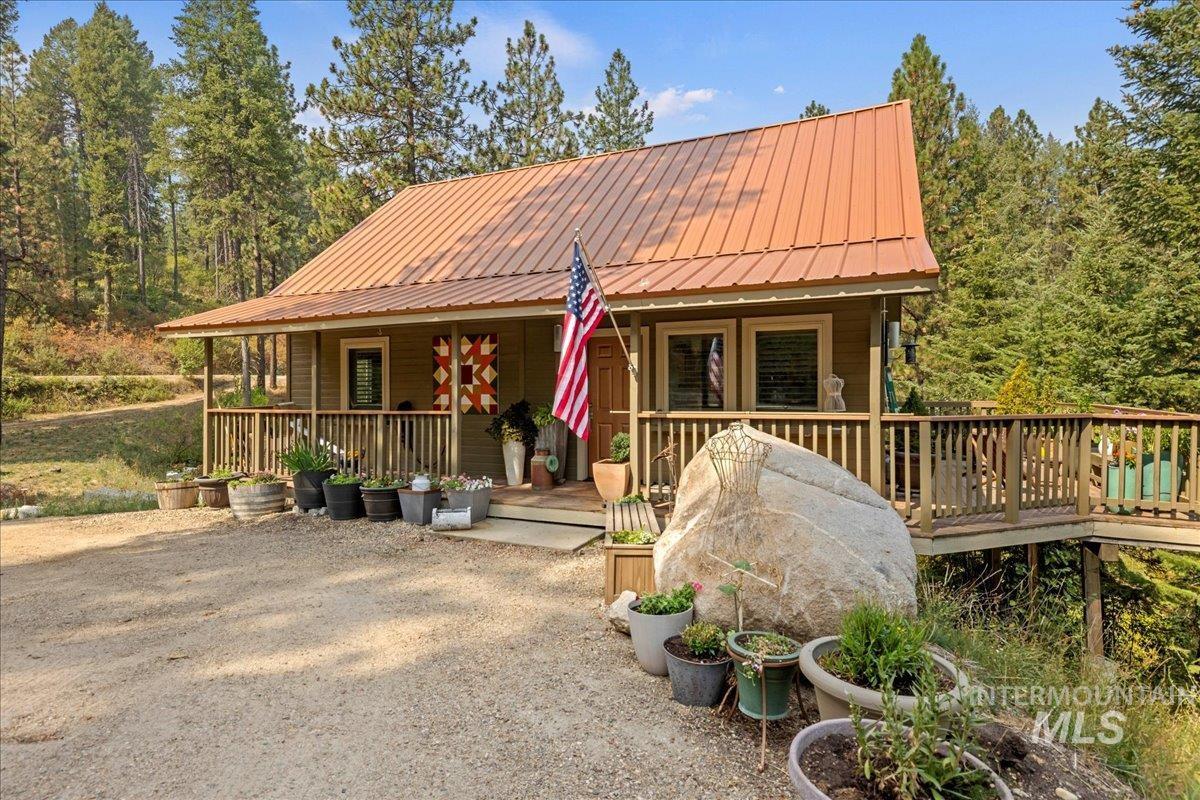 70 Castle Mountain Dr