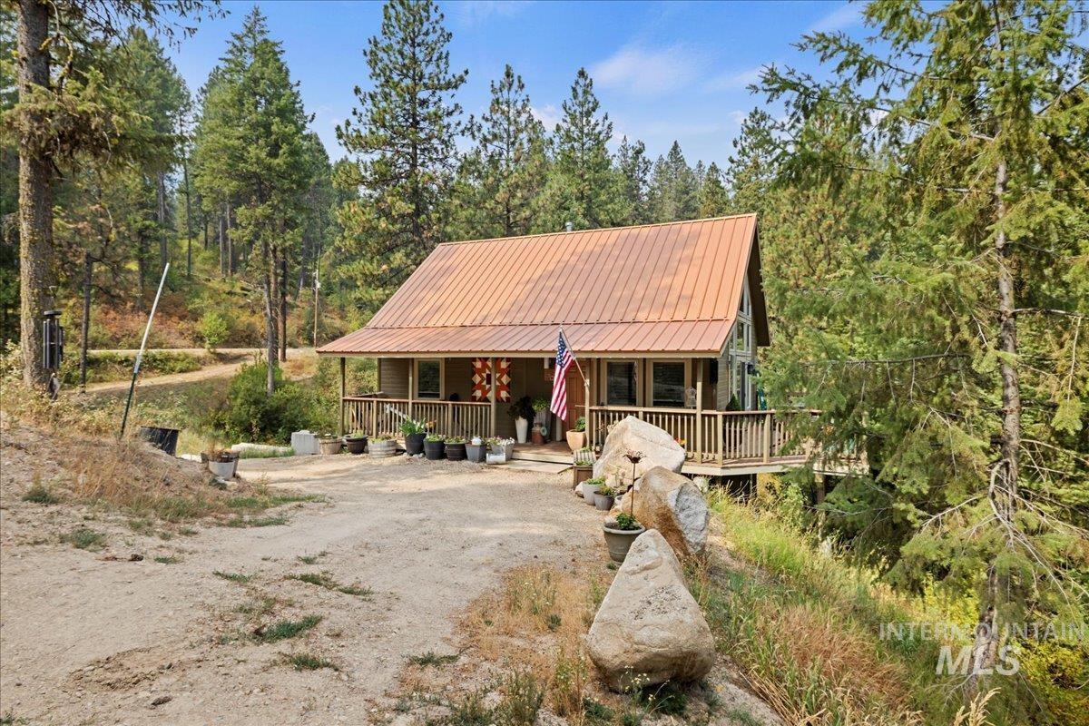 70 Castle Mountain Dr