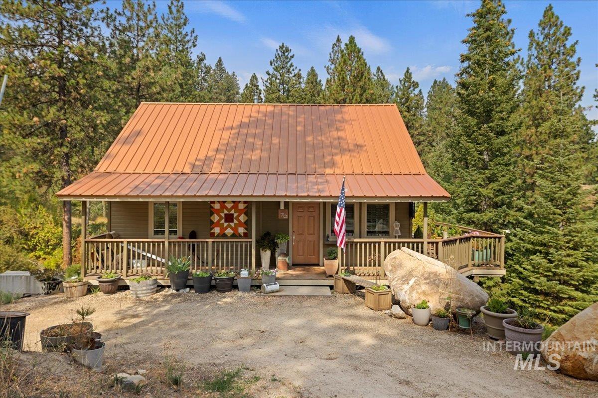 70 Castle Mountain Dr