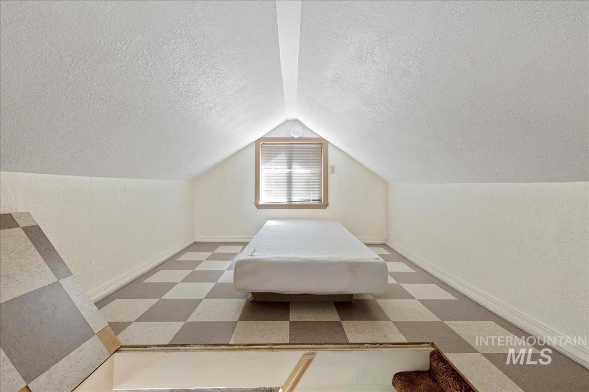 813 & 815 Reedy Lane