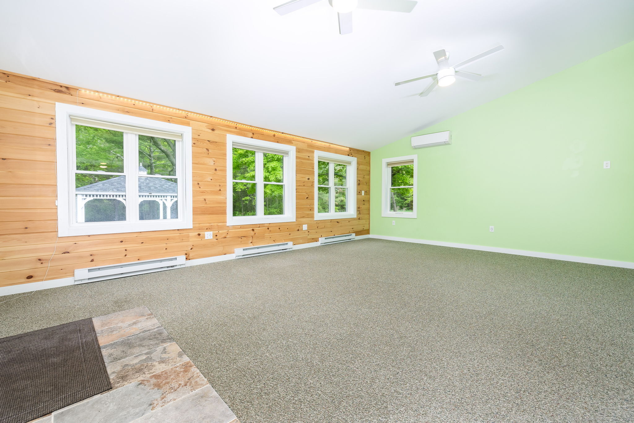 323 Tunxis Avenue