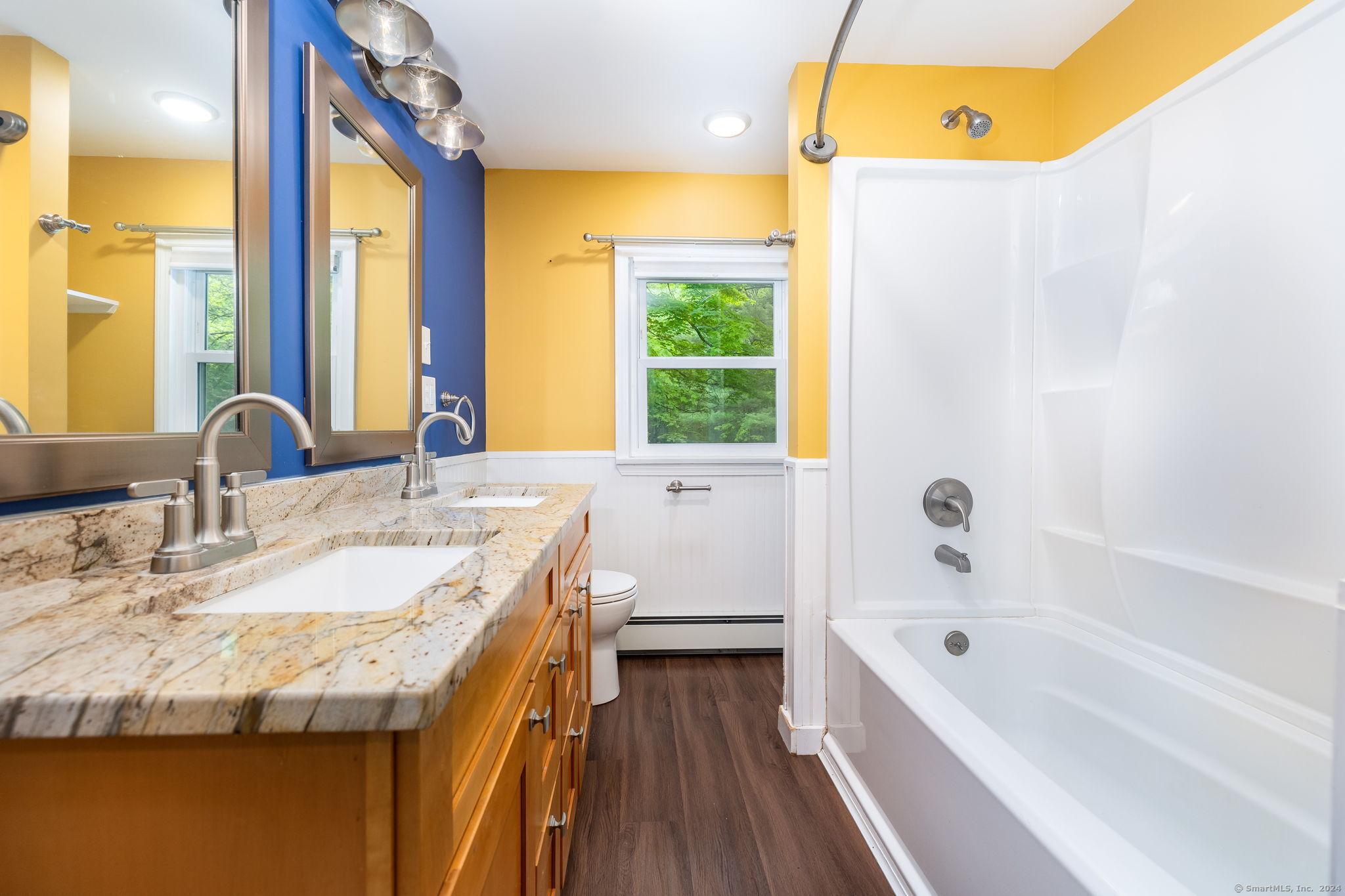 323 Tunxis Avenue
