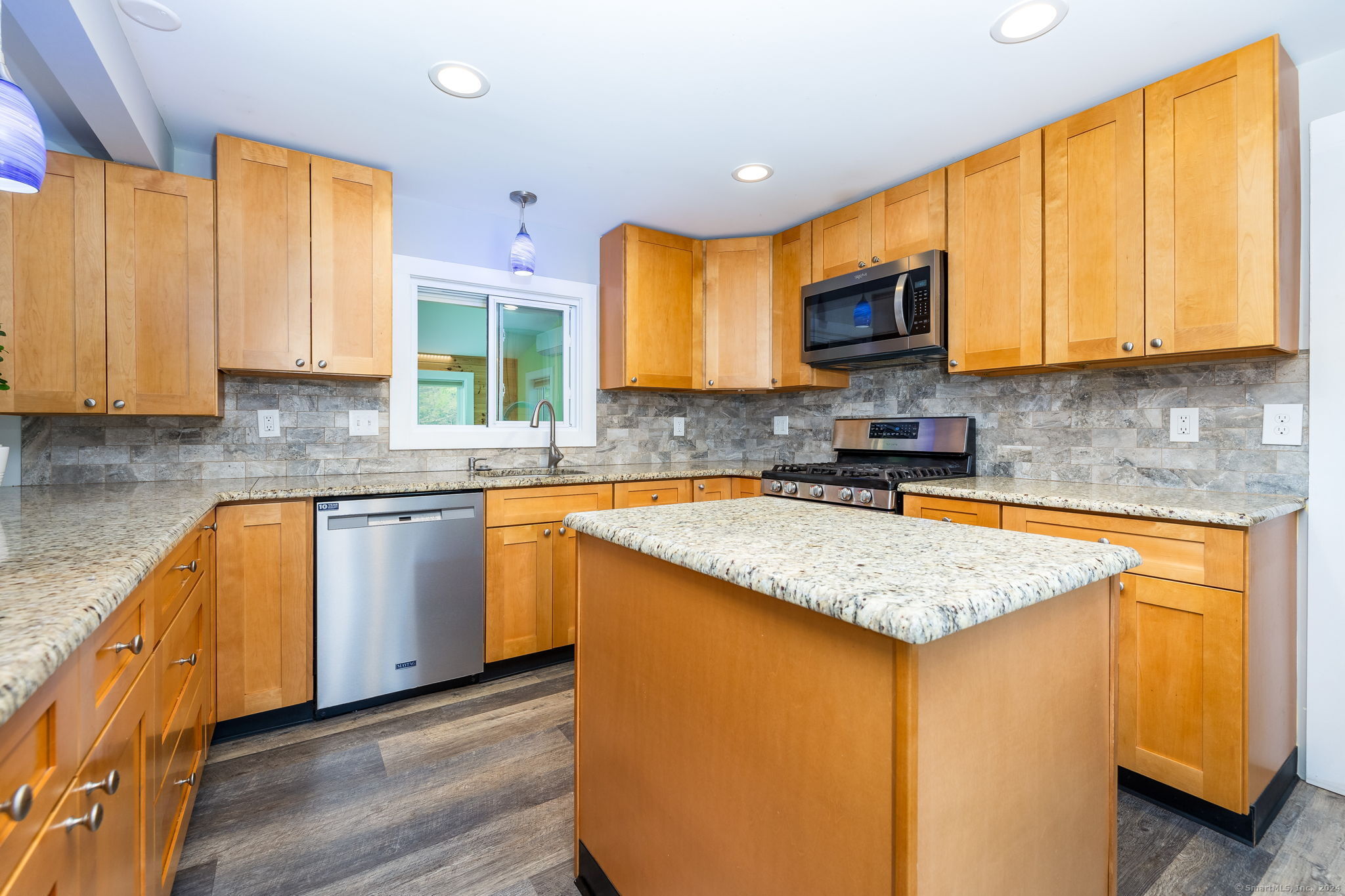 323 Tunxis Avenue