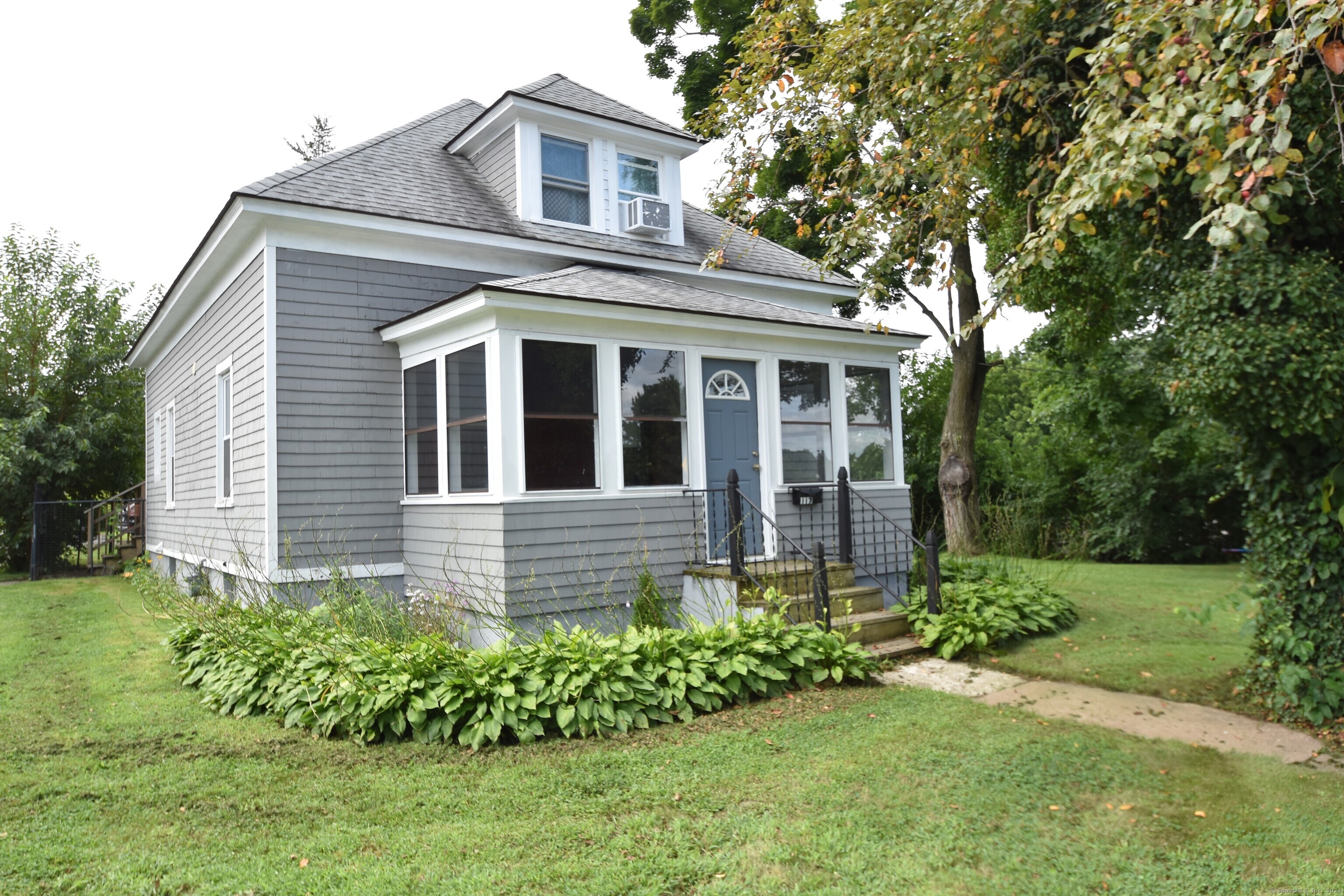 117 North School Street