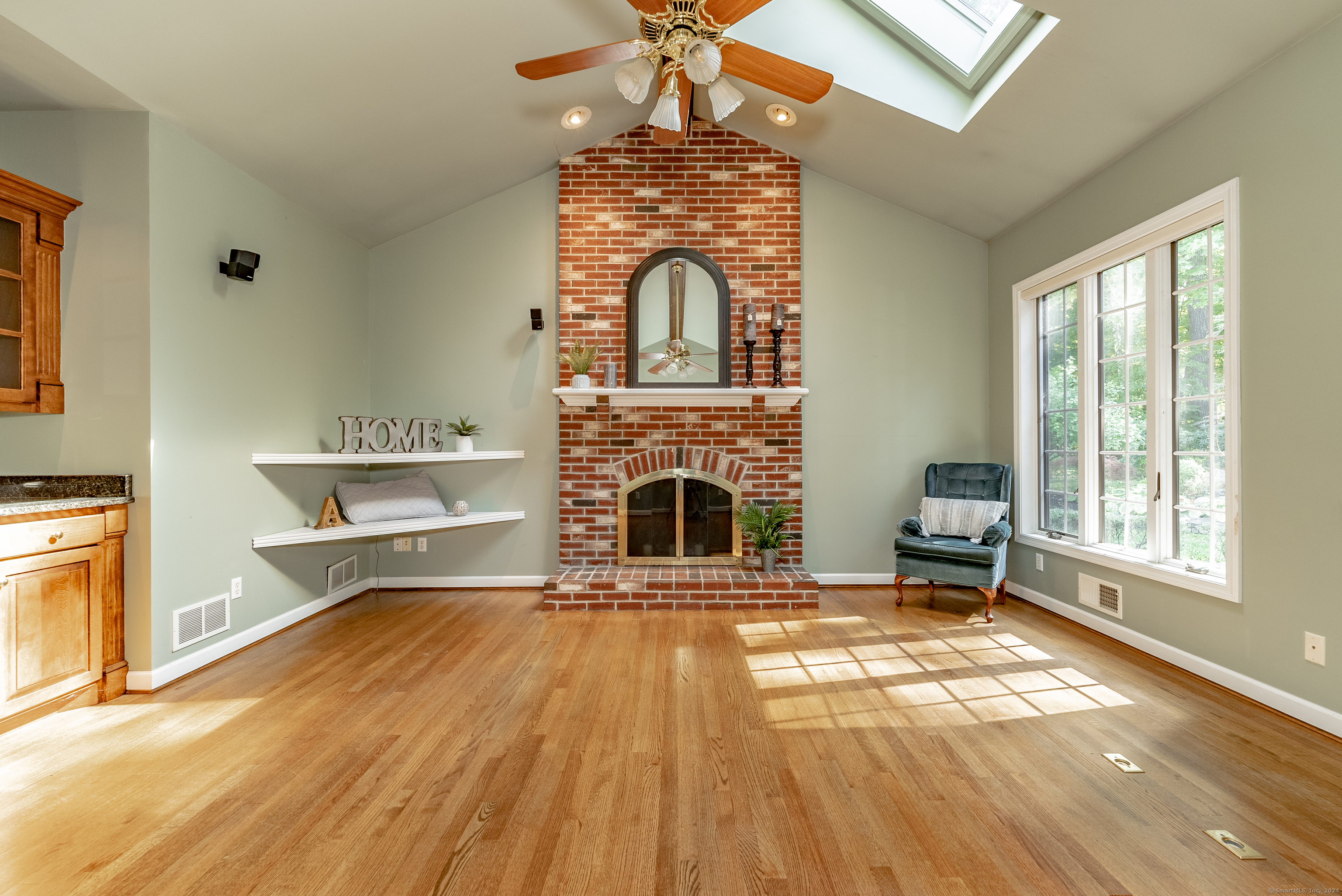 93 Cold Spring Lane