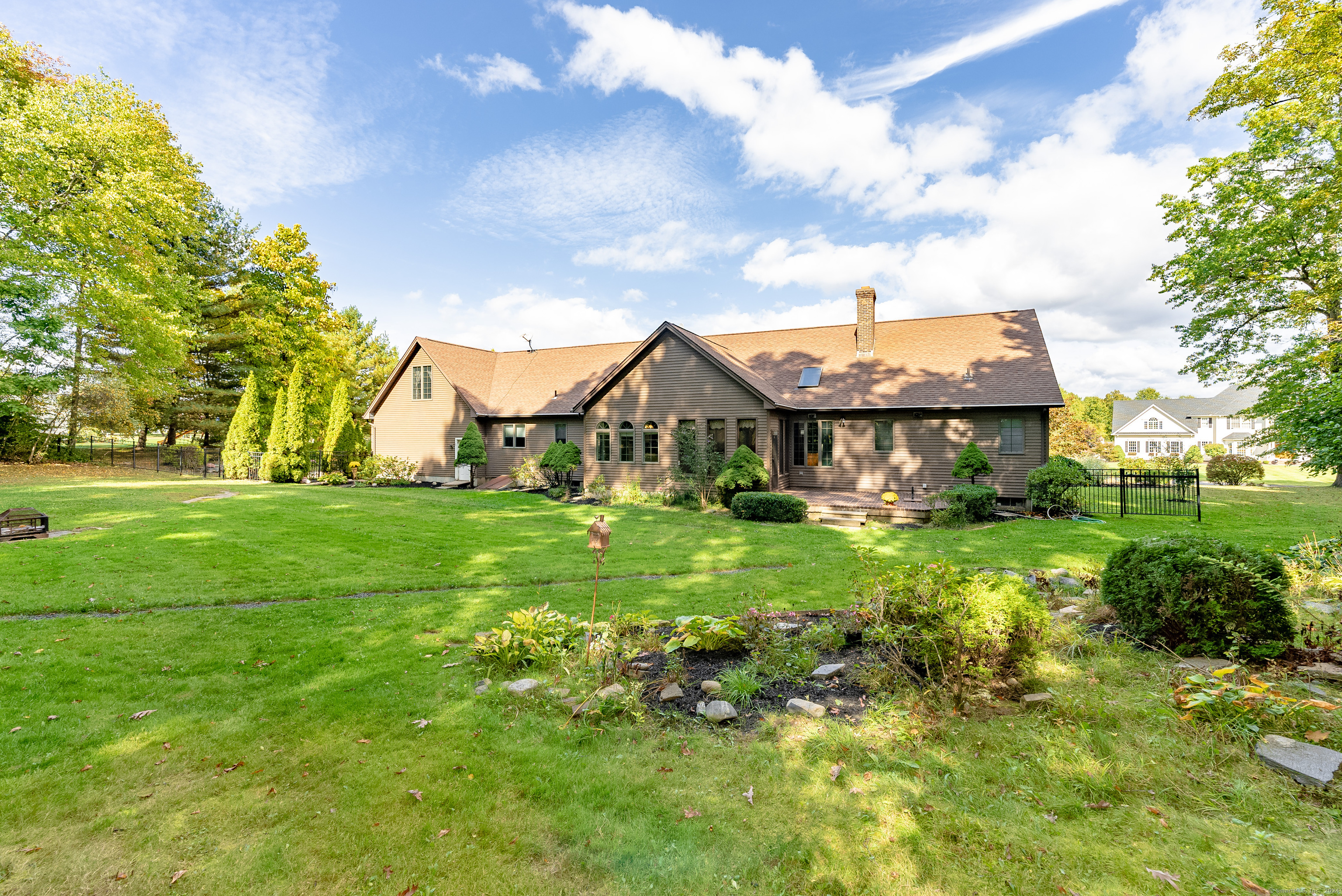93 Cold Spring Lane