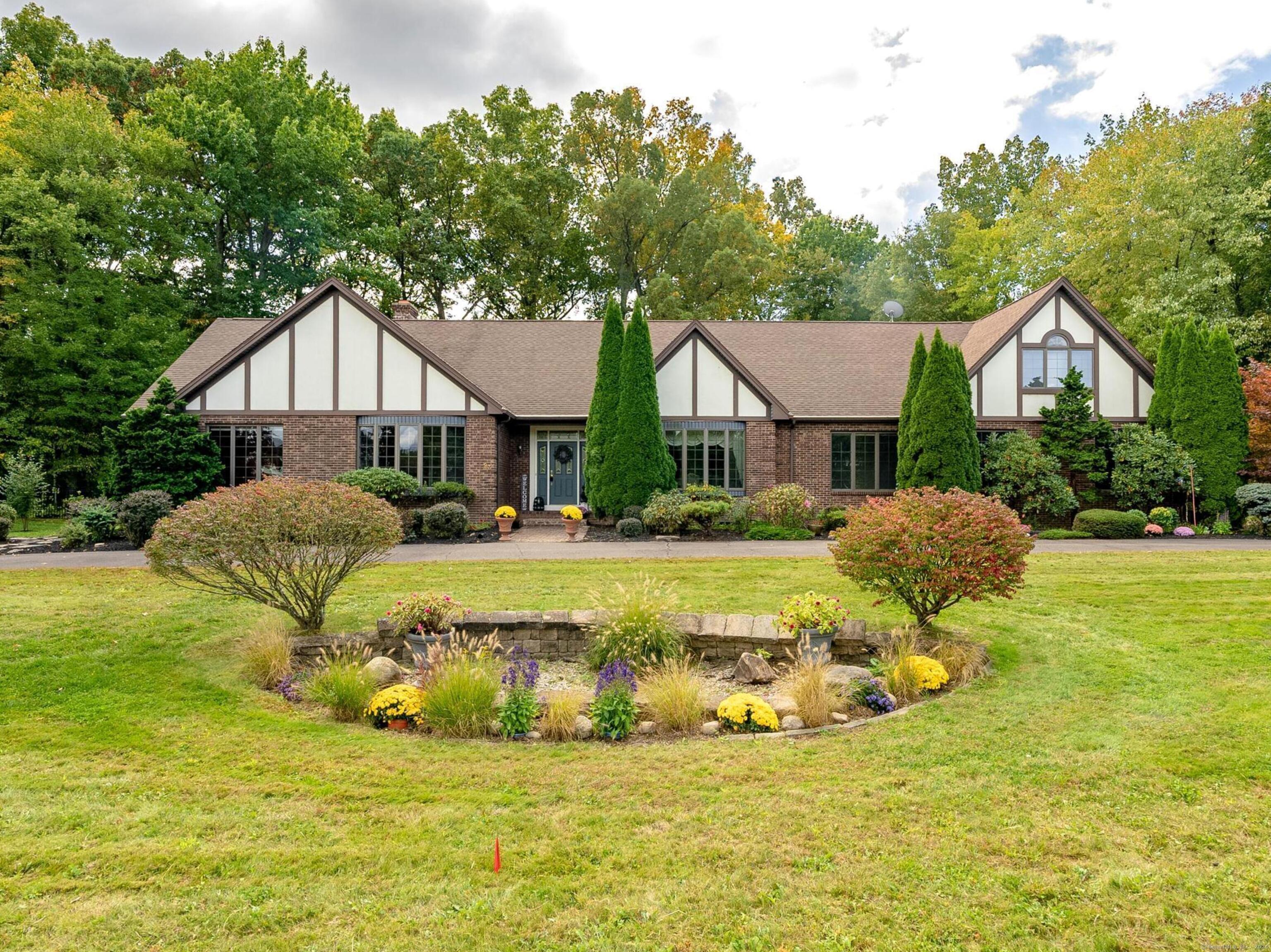 93 Cold Spring Lane