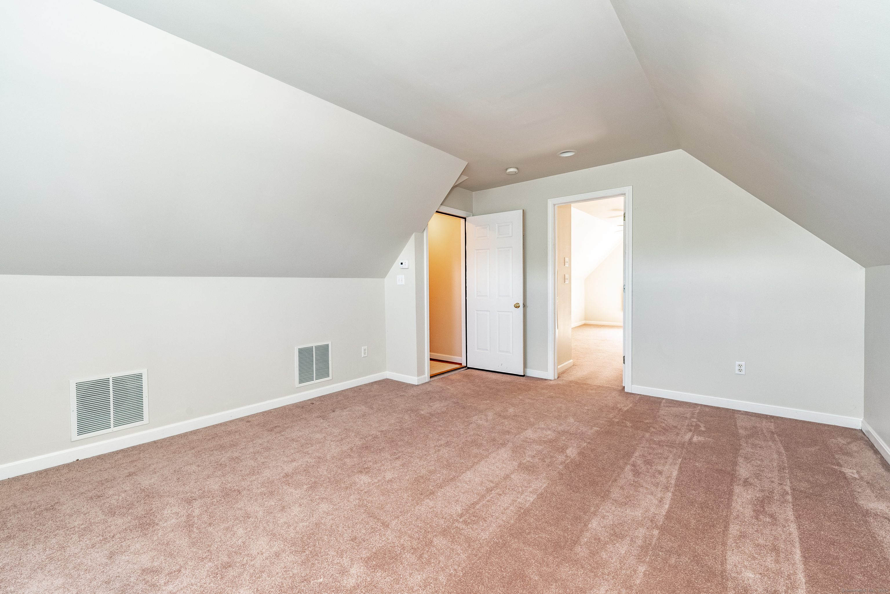 93 Cold Spring Lane