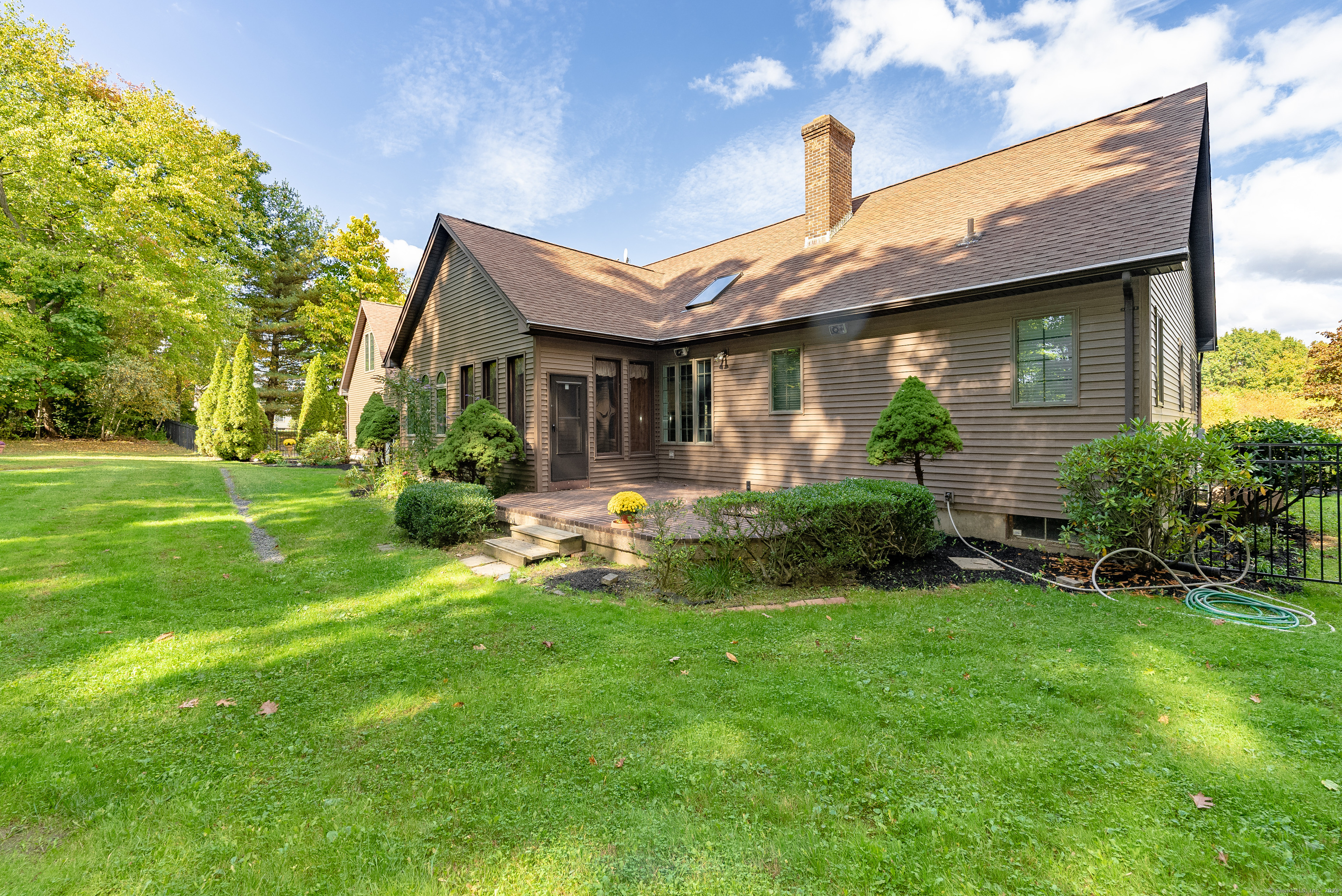 93 Cold Spring Lane
