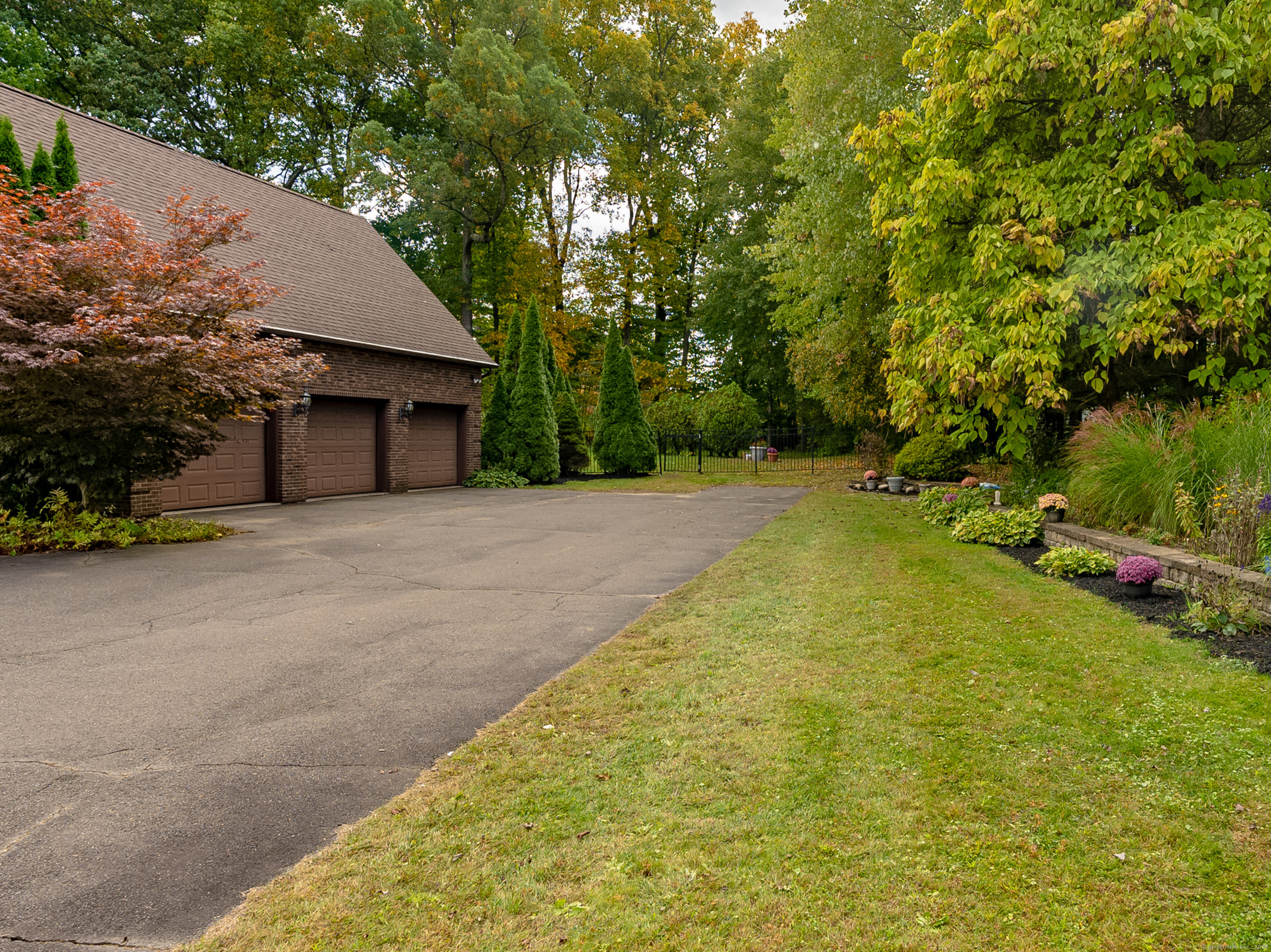 93 Cold Spring Lane
