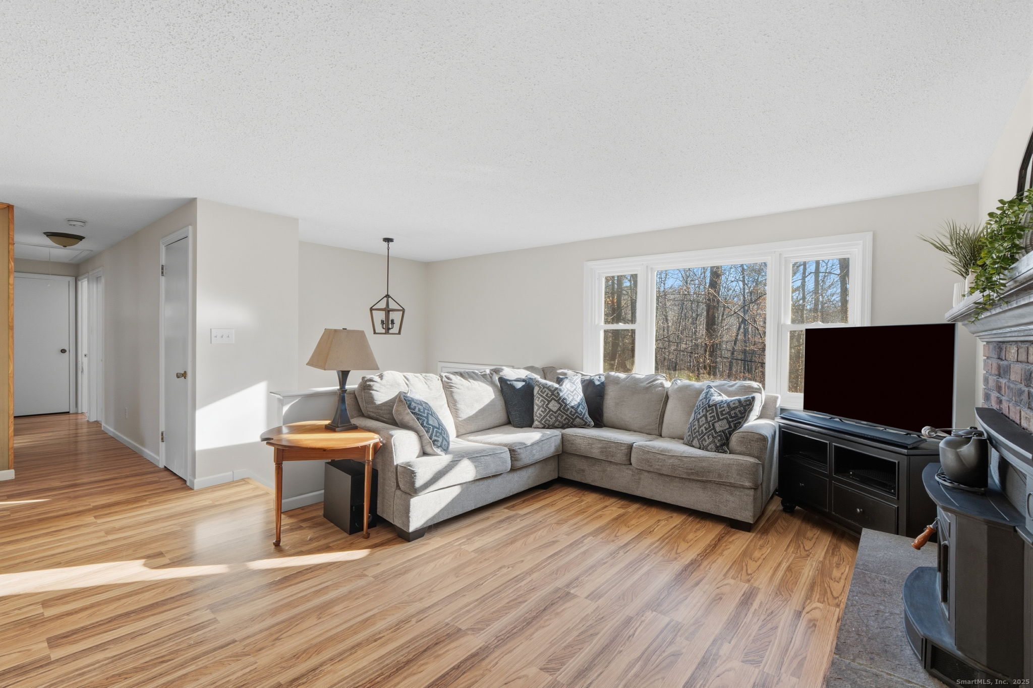 415 Tolland Turnpike