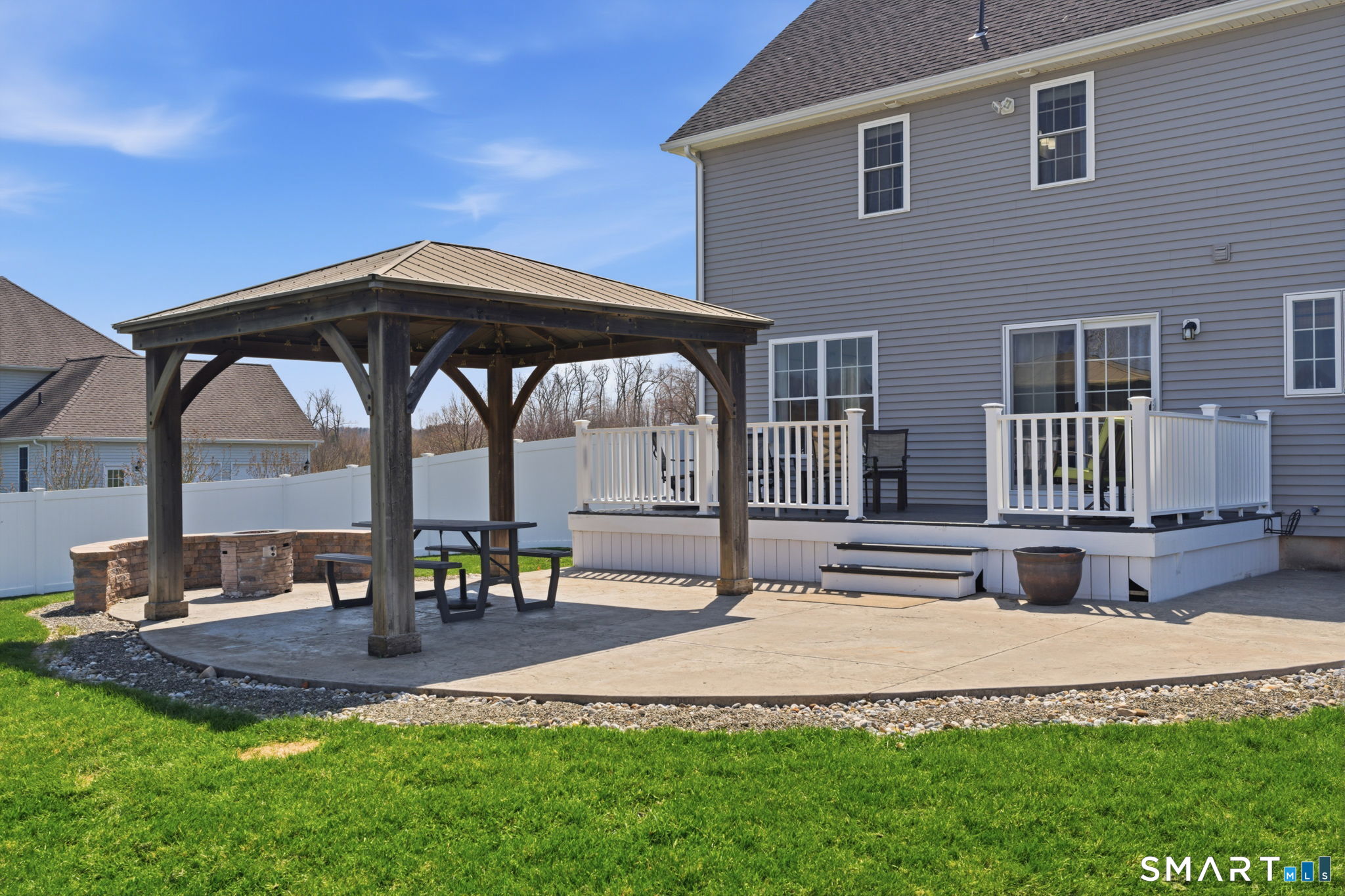 5 Hemlock Drive