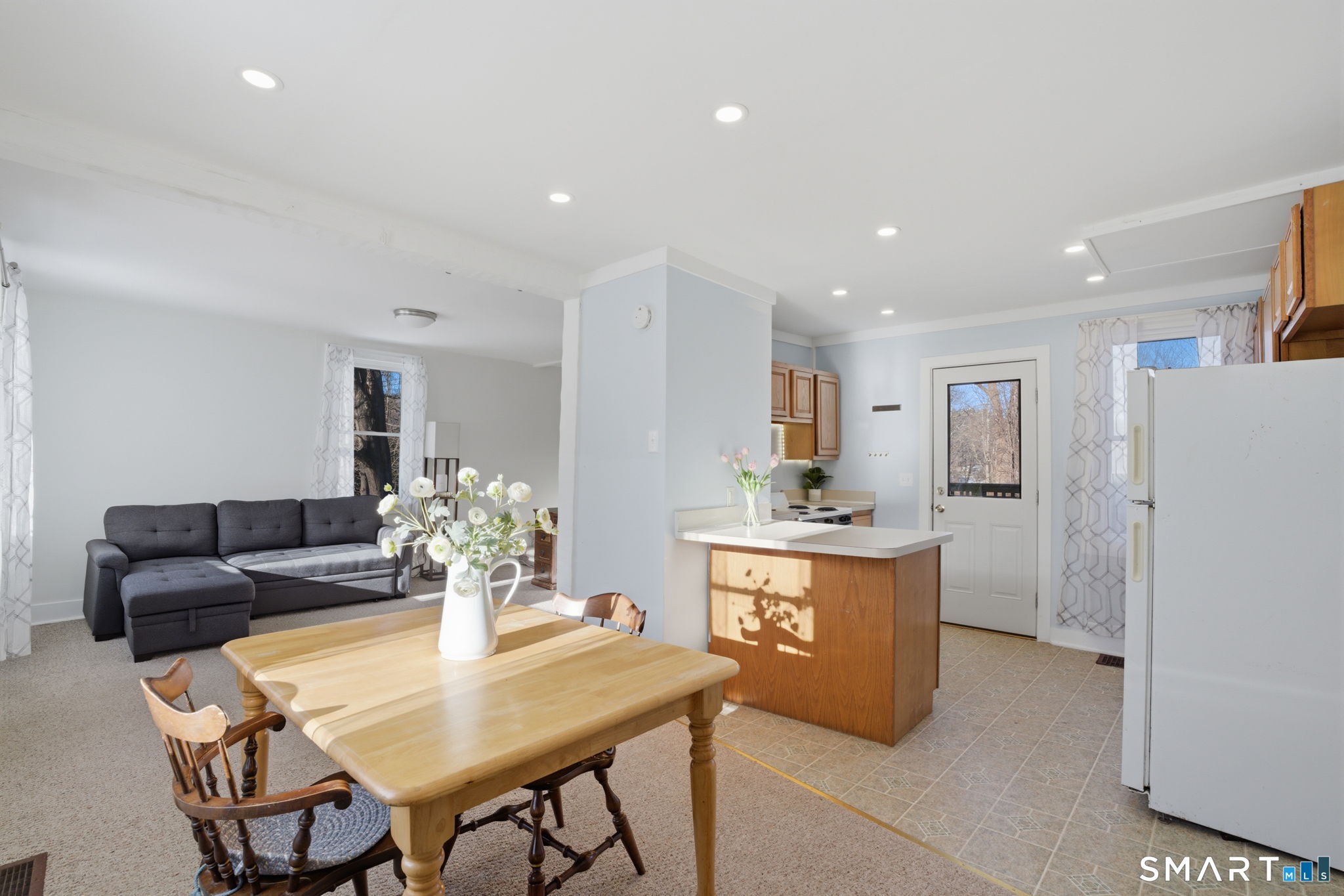 380 North Granby Road