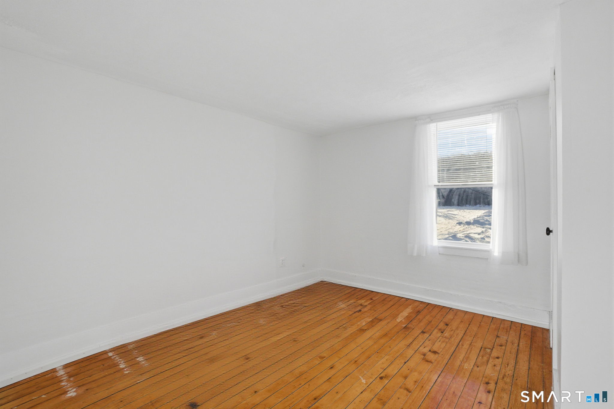 380 North Granby Road