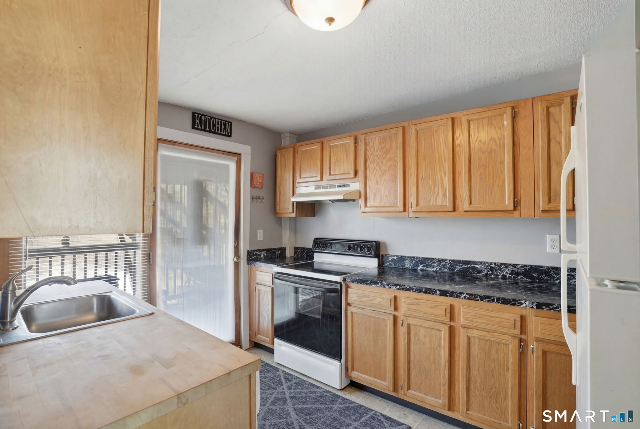 380 North Granby Road