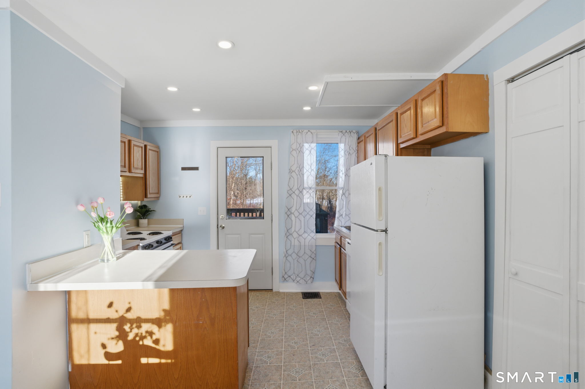 380 North Granby Road