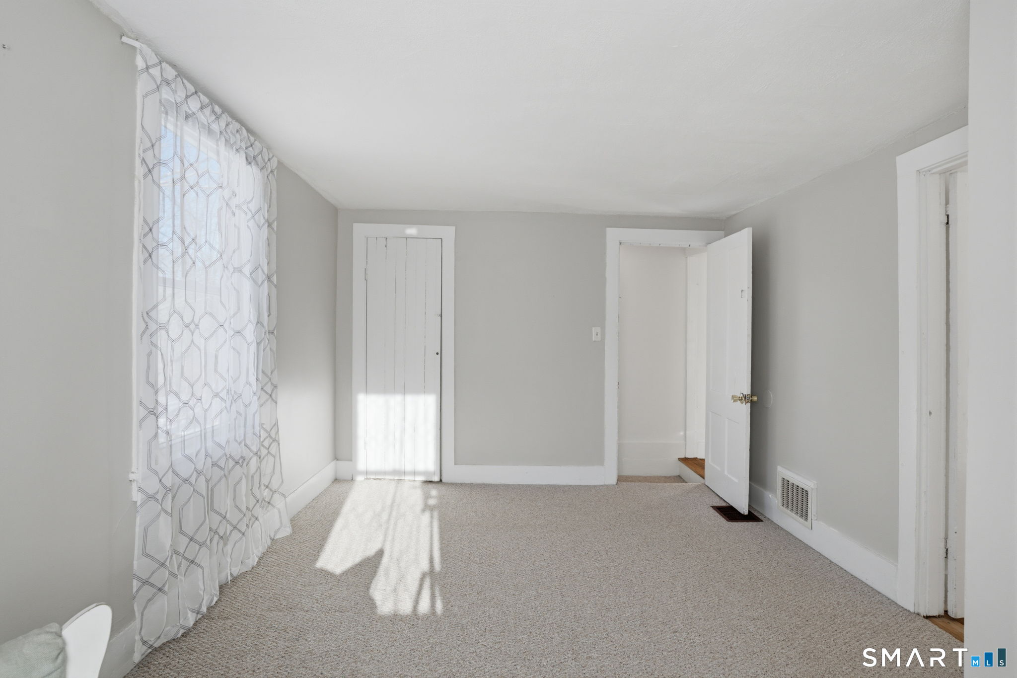 380 North Granby Road