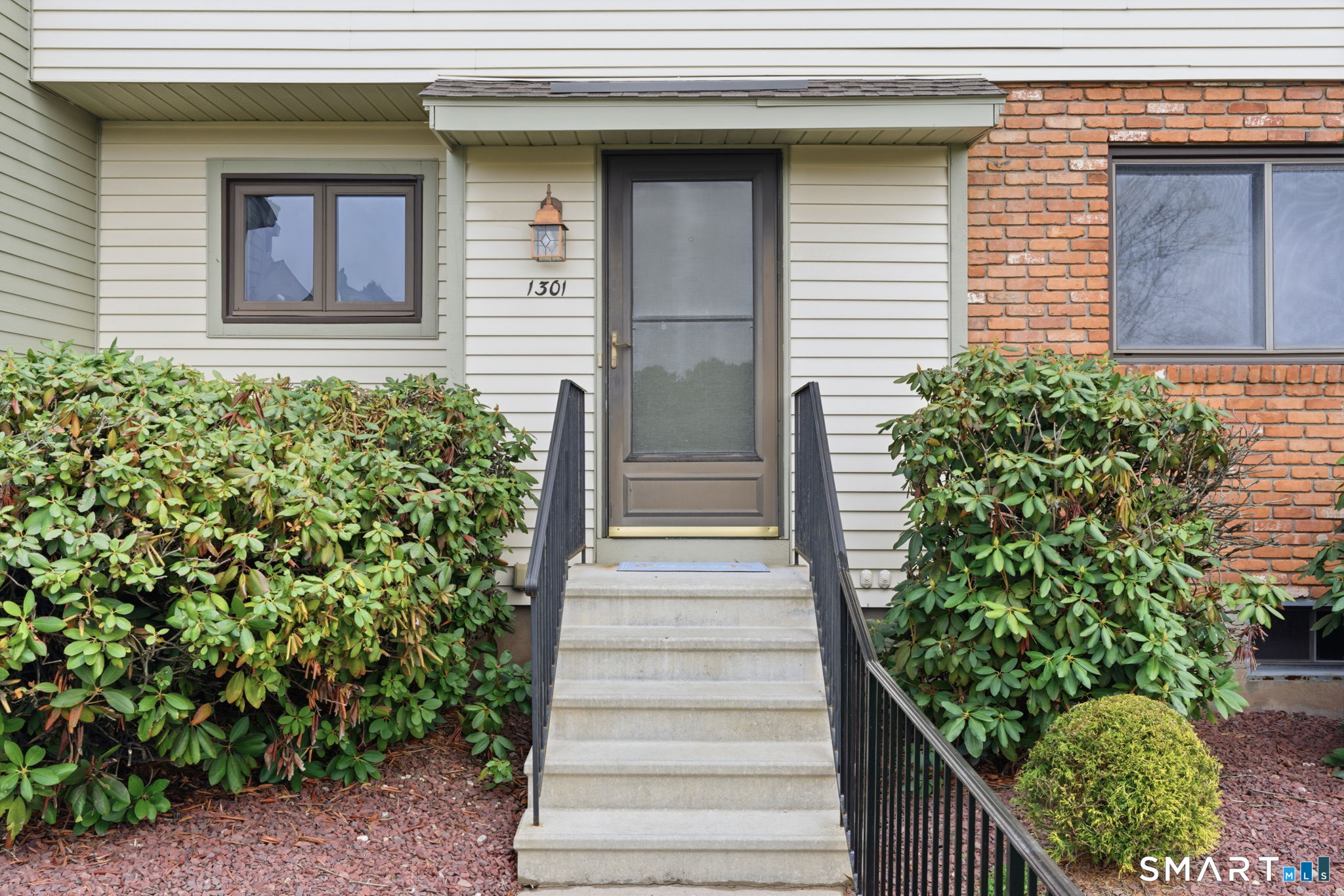 1301 Summer Hill Drive 1301