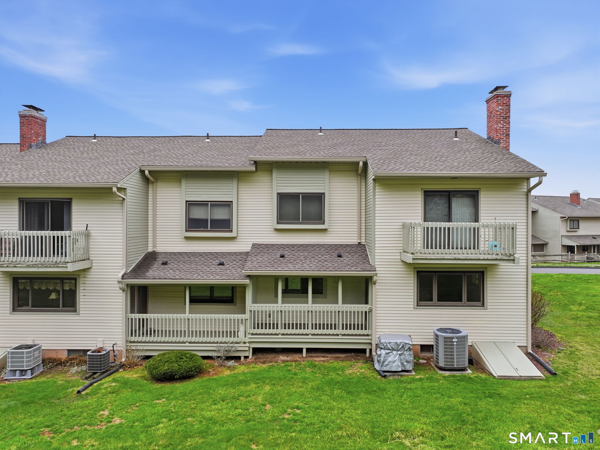 1301 Summer Hill Drive 1301