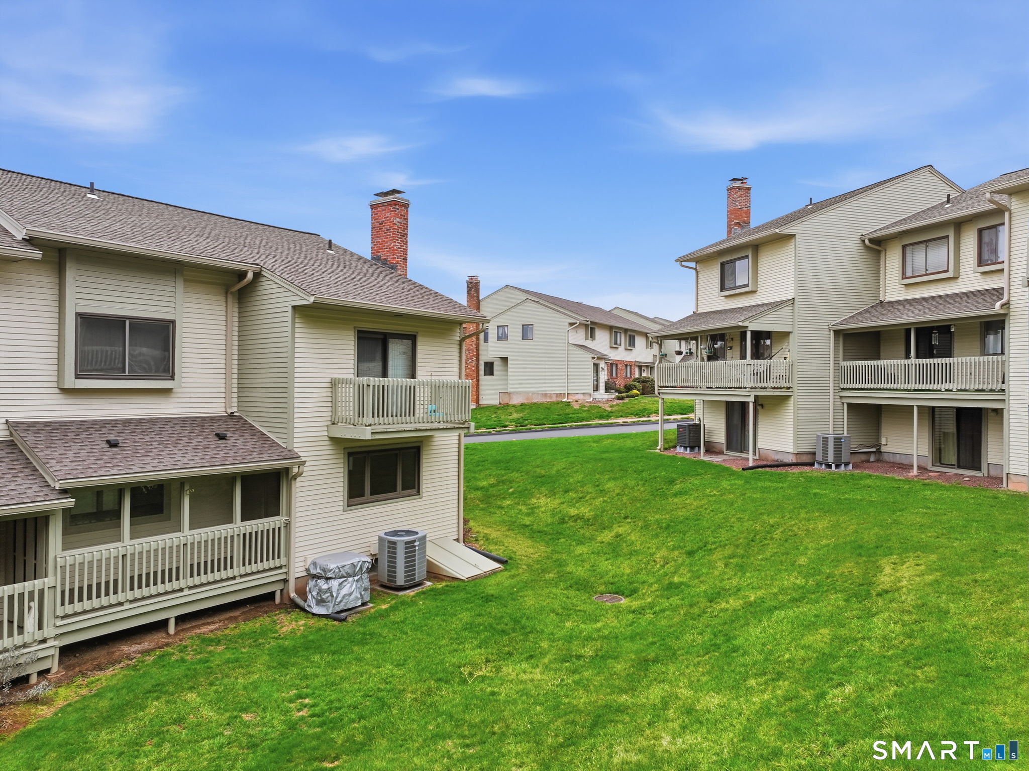 1301 Summer Hill Drive 1301