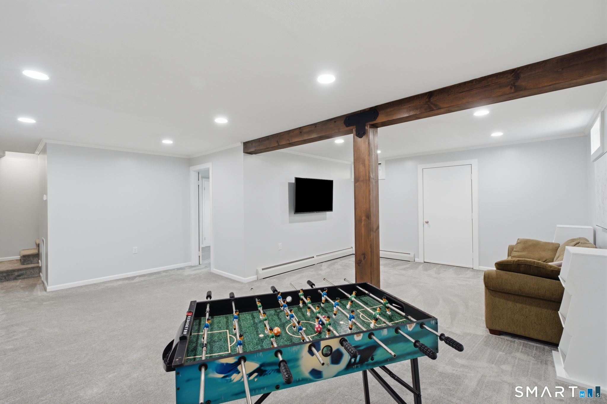 61 Broadleaf Circle