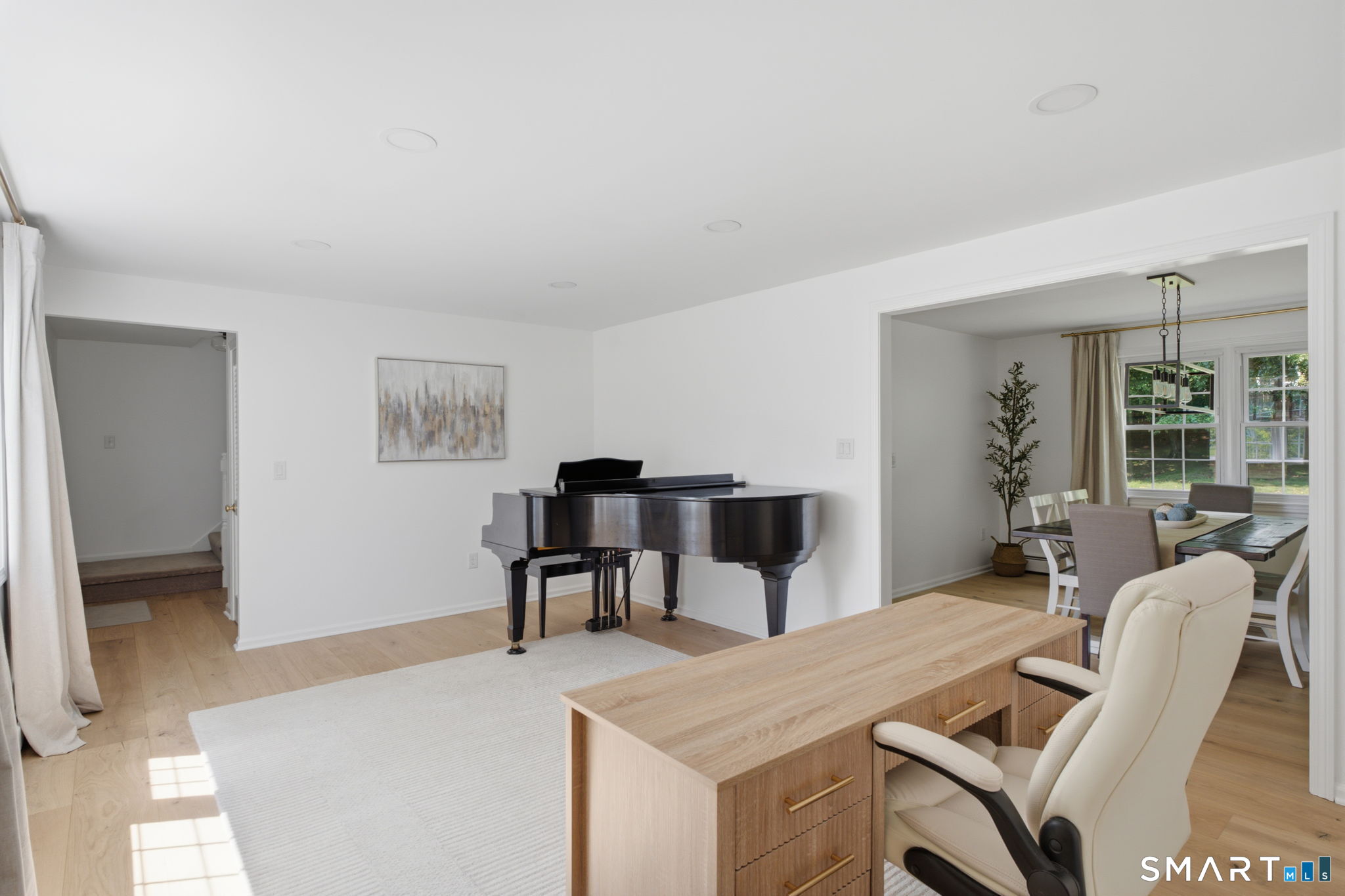 61 Broadleaf Circle
